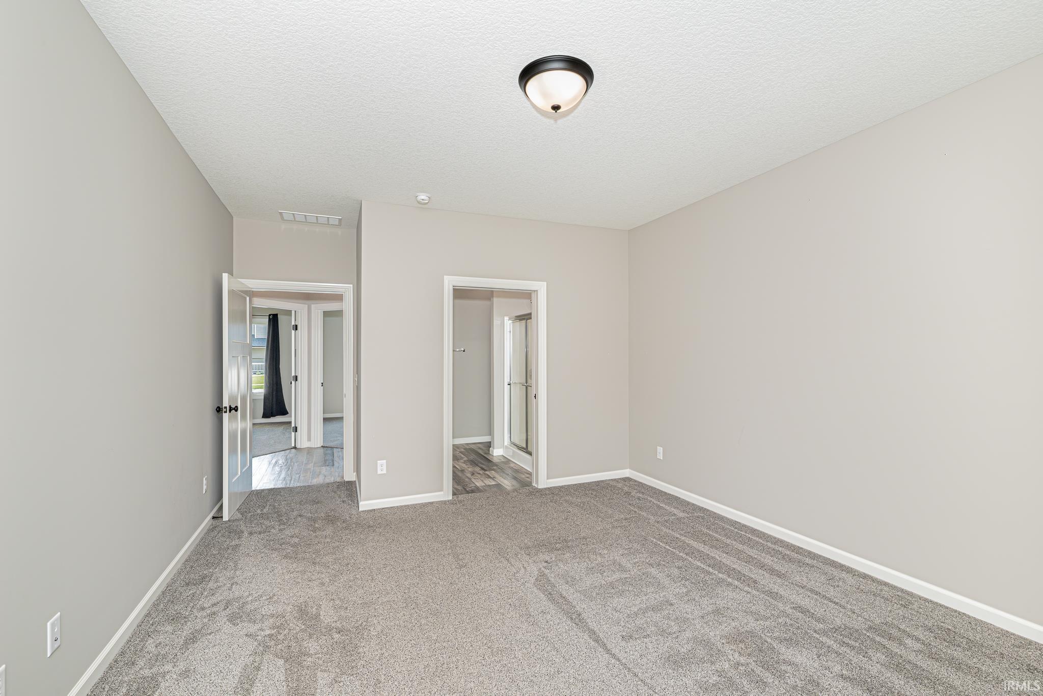 735 N Norfolk Cove