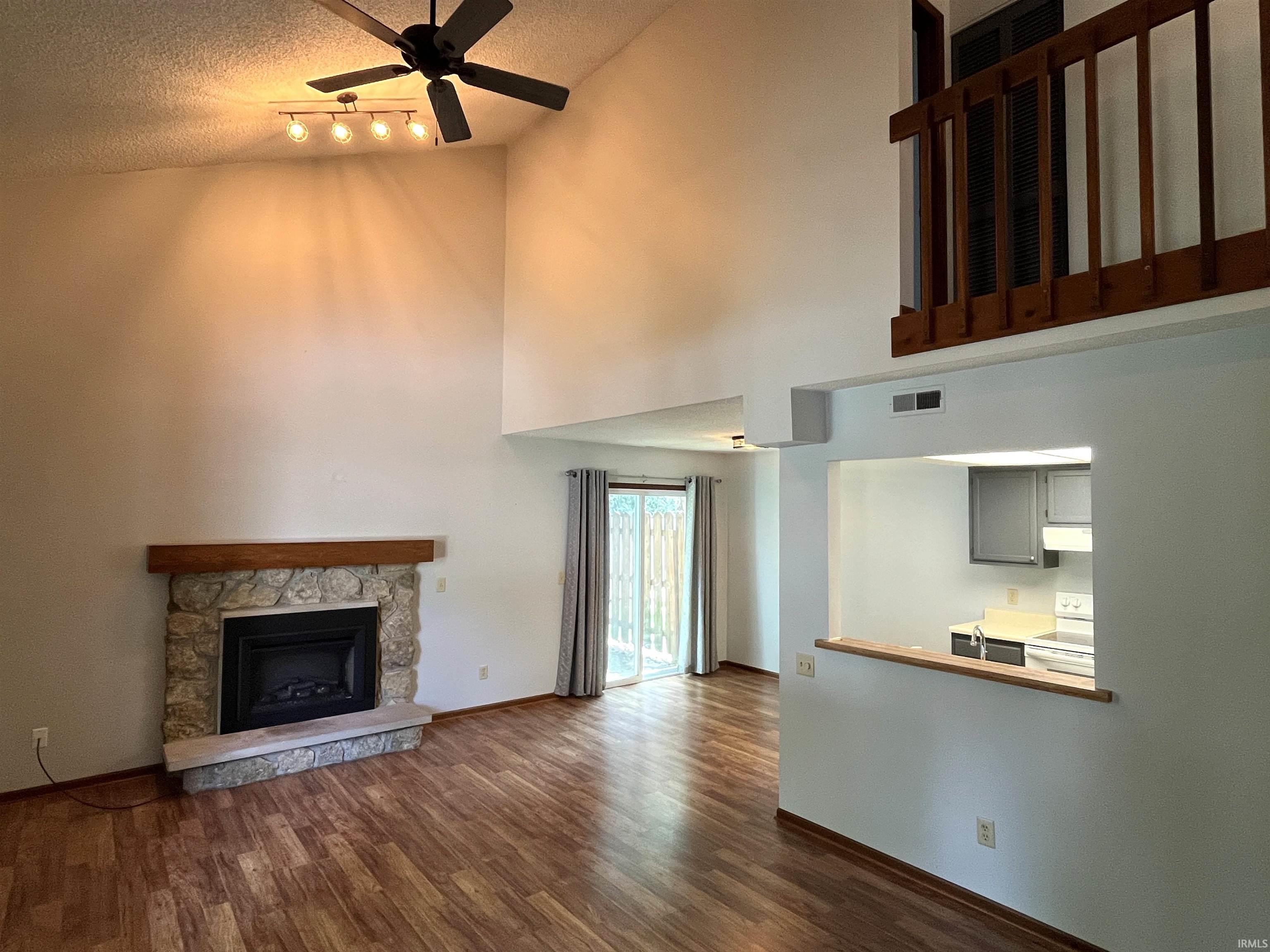 Photo 4 of 4225 Crofton Court
