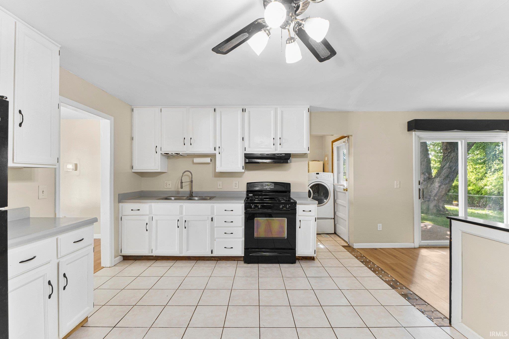 Photo 18 of 834 Applewood Road