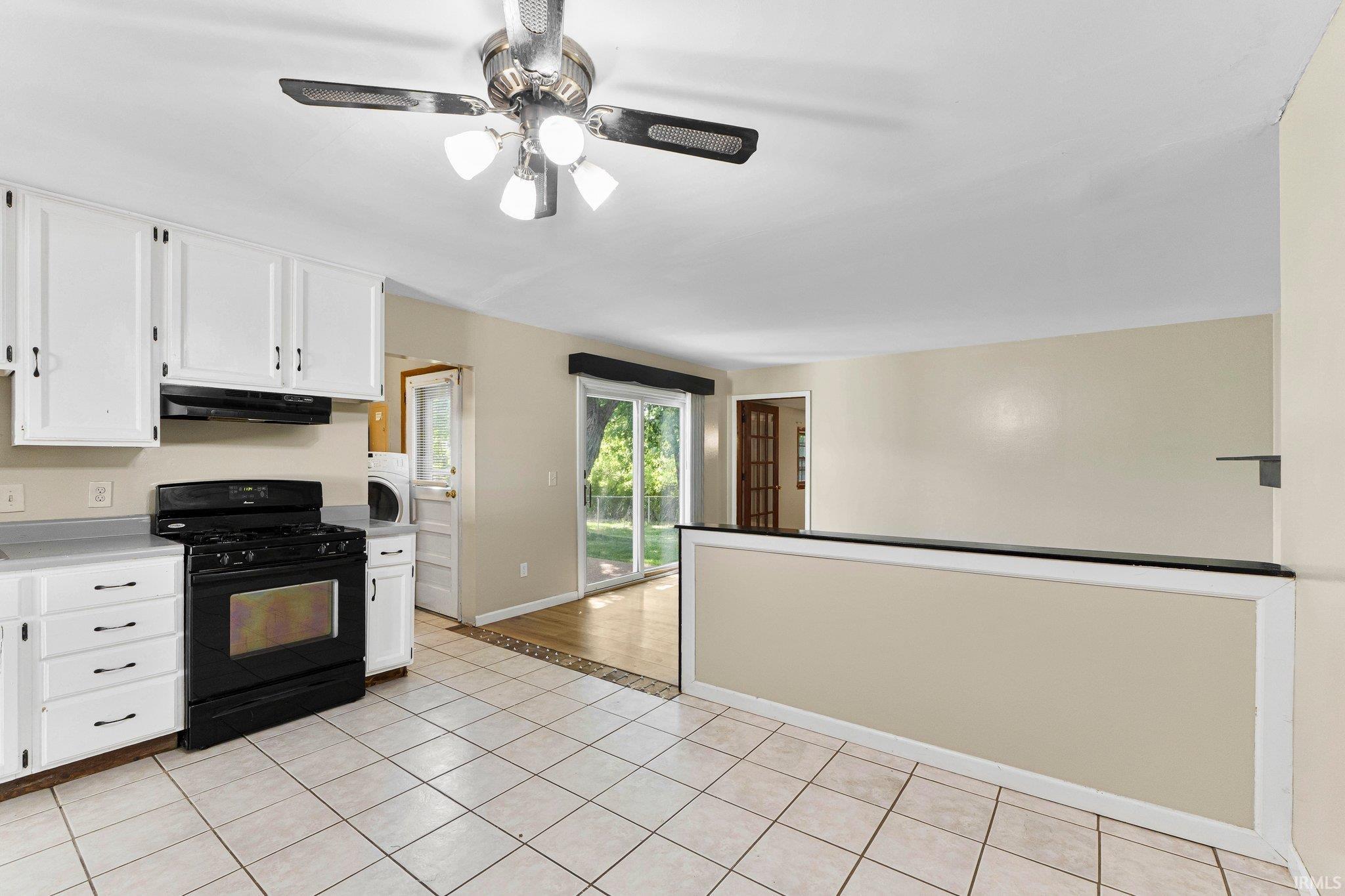 Photo 19 of 834 Applewood Road