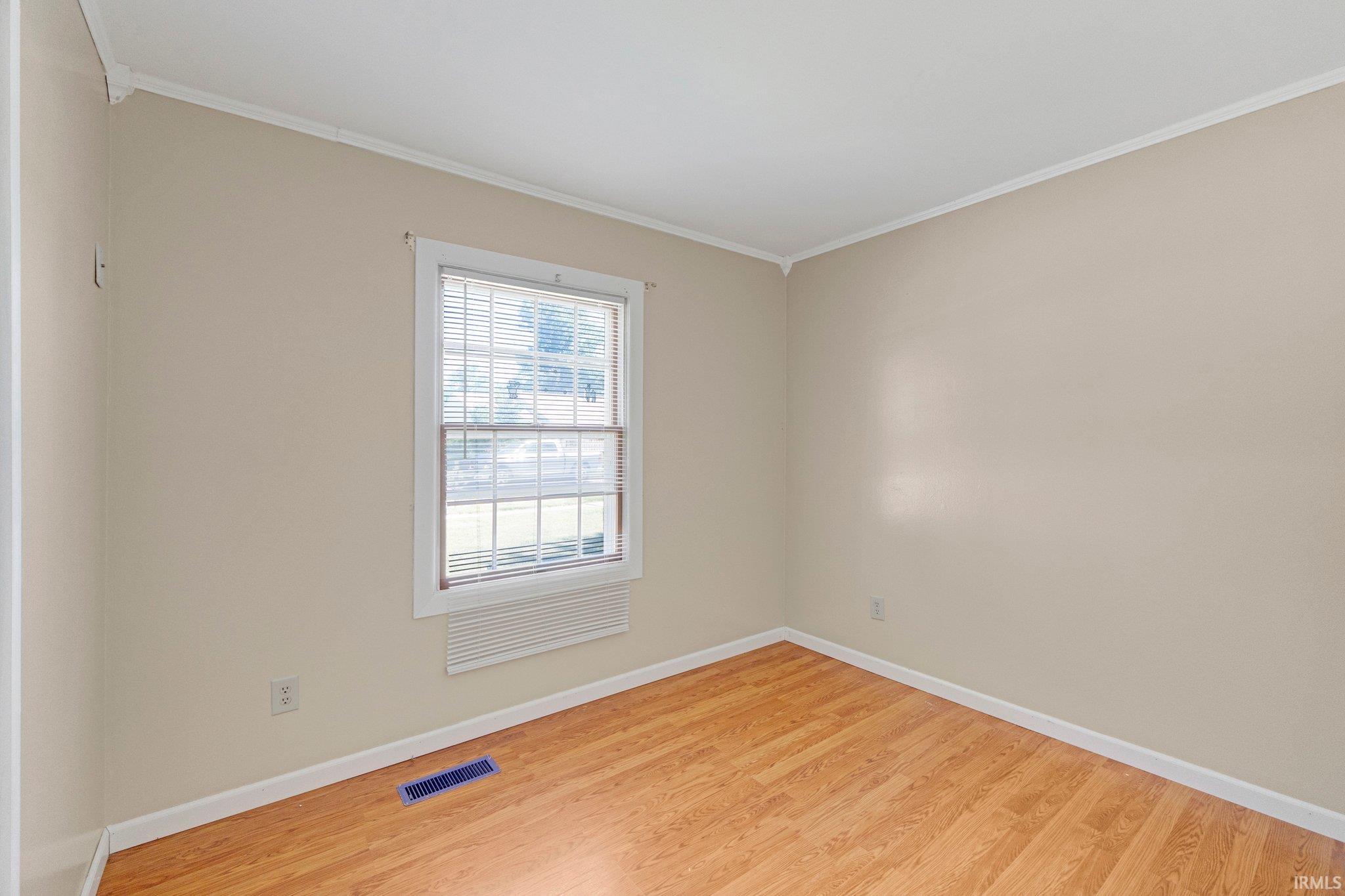 Photo 7 of 834 Applewood Road