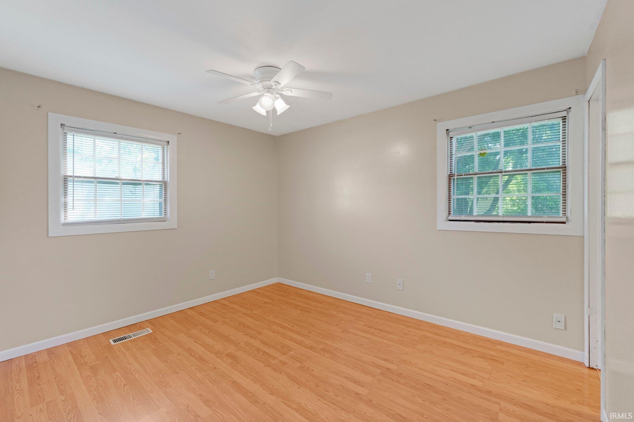 Photo 8 of 834 Applewood Road