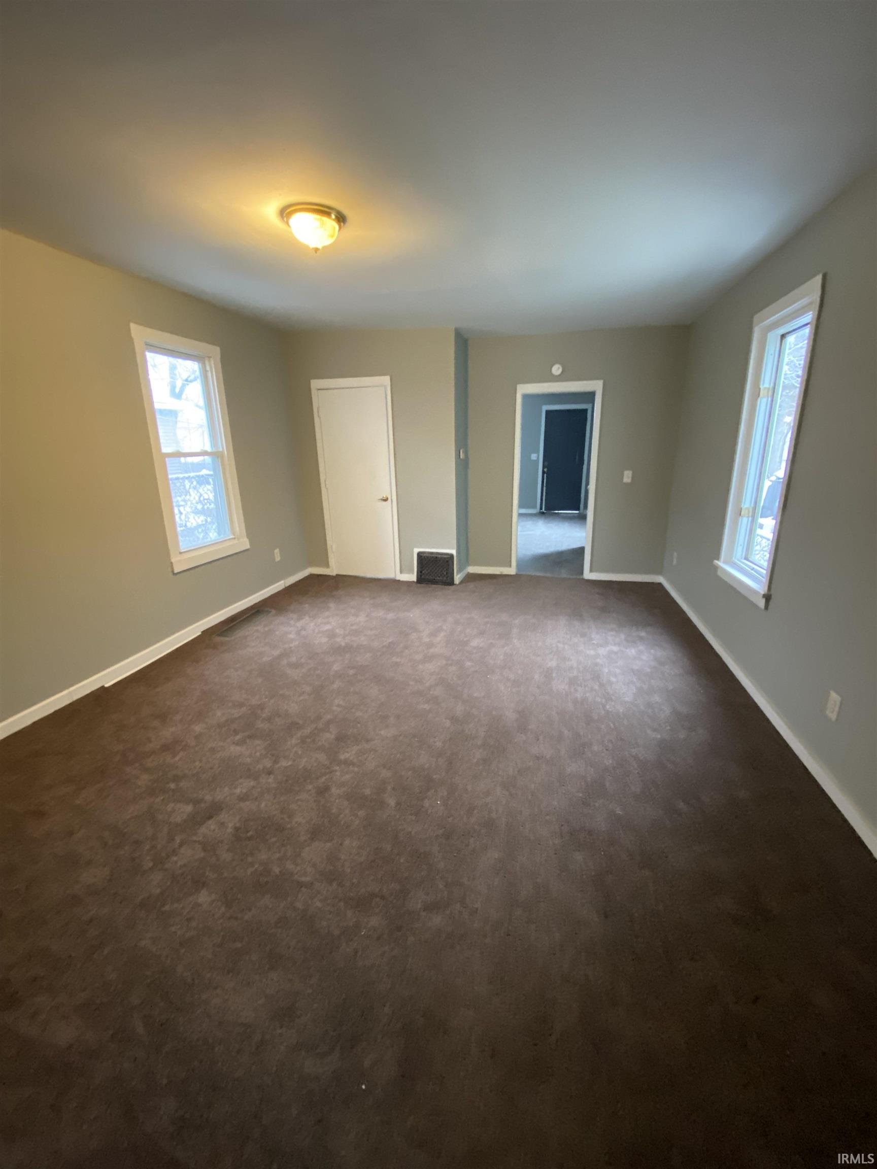 Photo 3 of 612 Walnut Street
