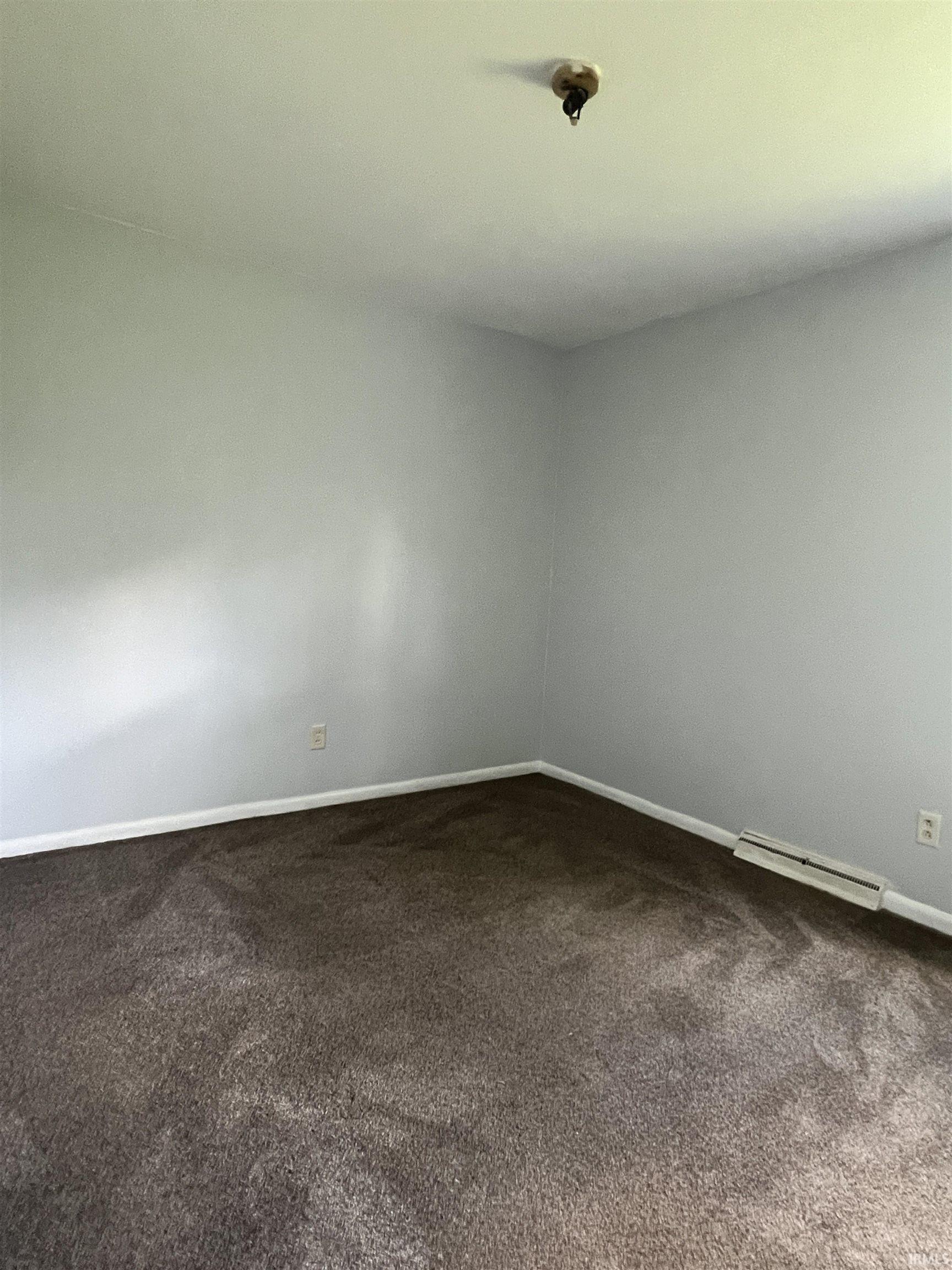 Photo 14 of 314 W Cox Drive