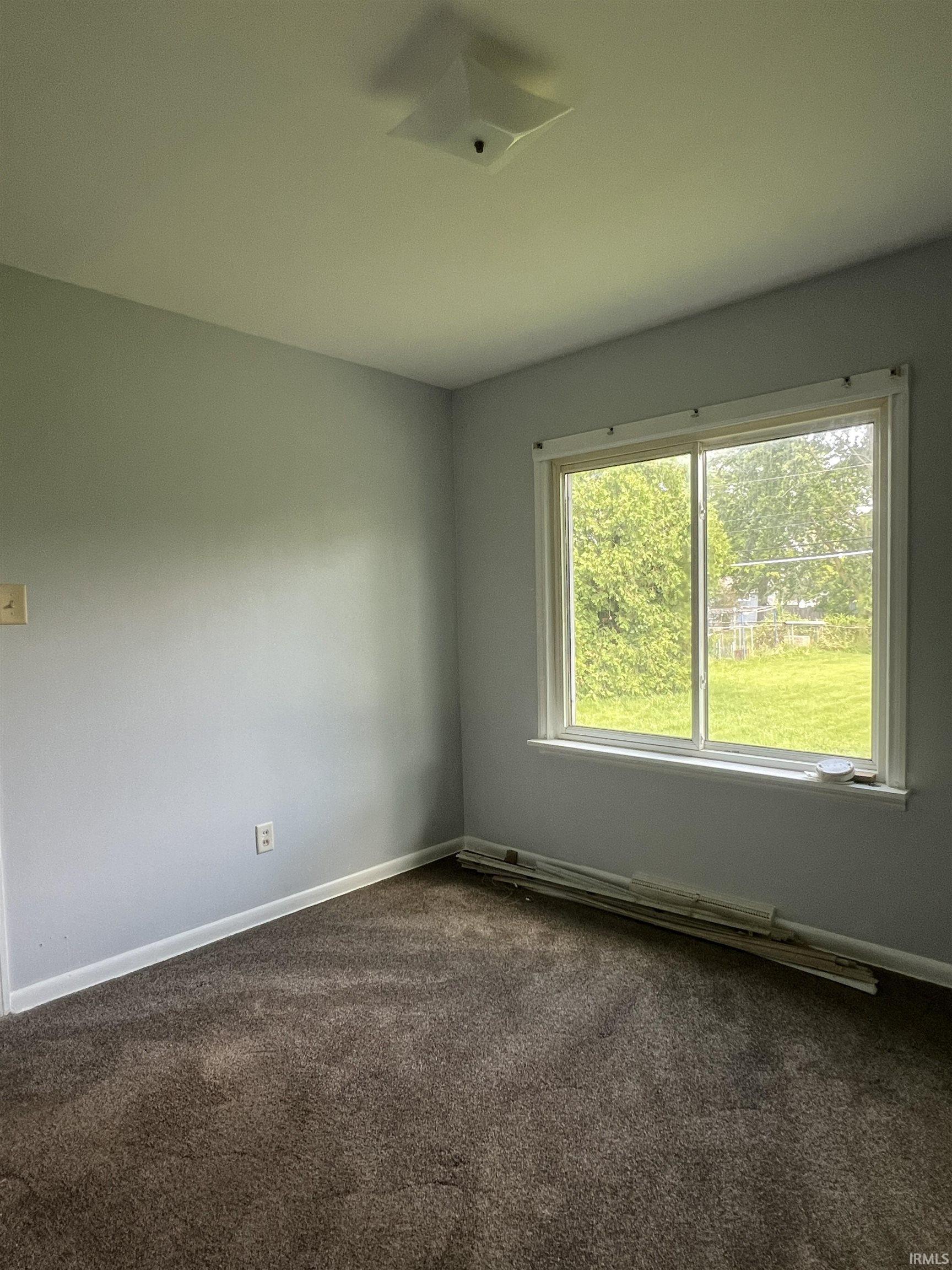 Photo 16 of 314 W Cox Drive