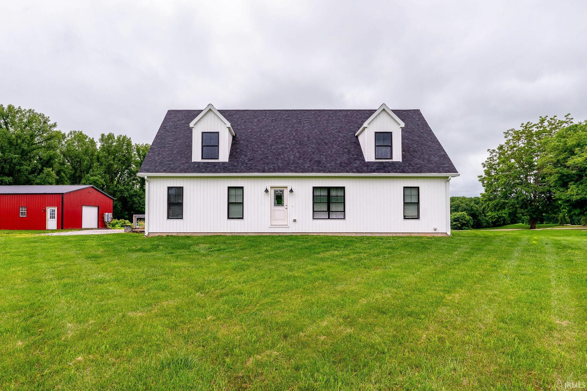 Homes for sale in Cannelton, IN | 4555 E State Road 66, Cannelton, IN 47520 | MLS# 202525630