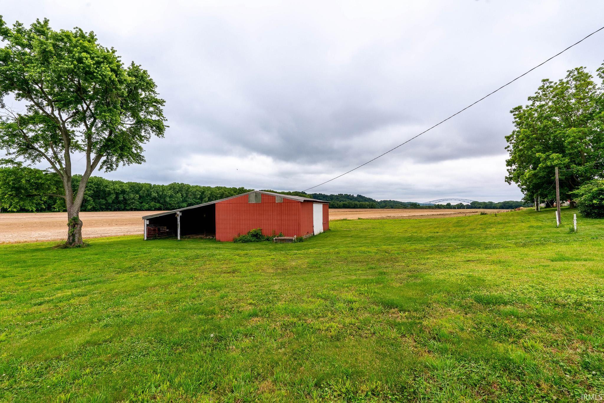 Homes for sale in Cannelton, IN | 4555 E State Road 66, Cannelton, IN 47520 | MLS# 202525630