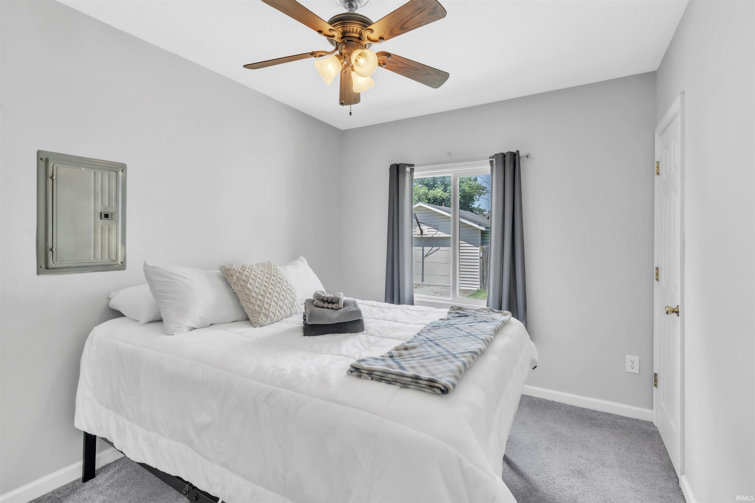 Photo 11 of 2115 Andrew Street