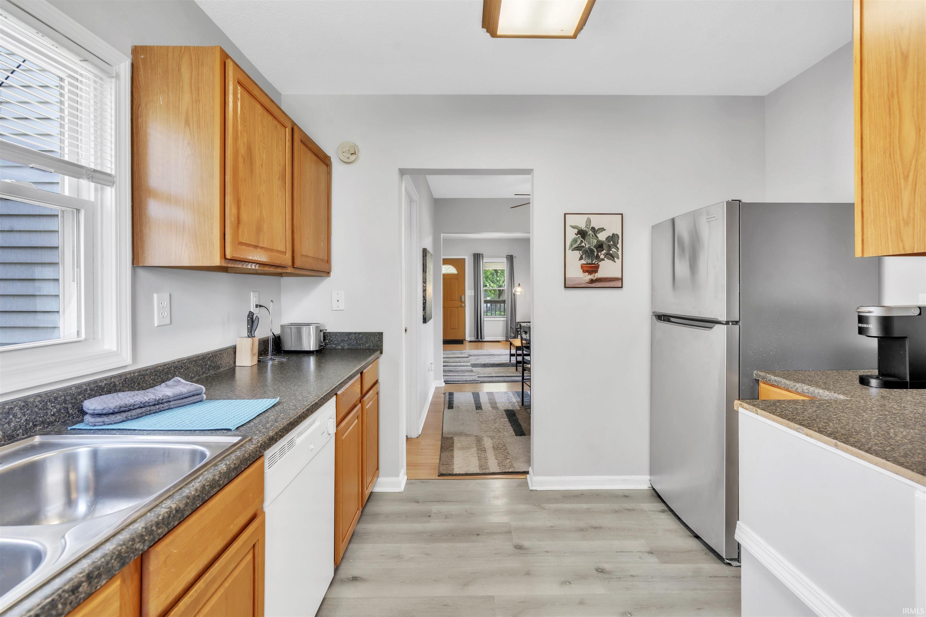 Photo 17 of 2115 Andrew Street