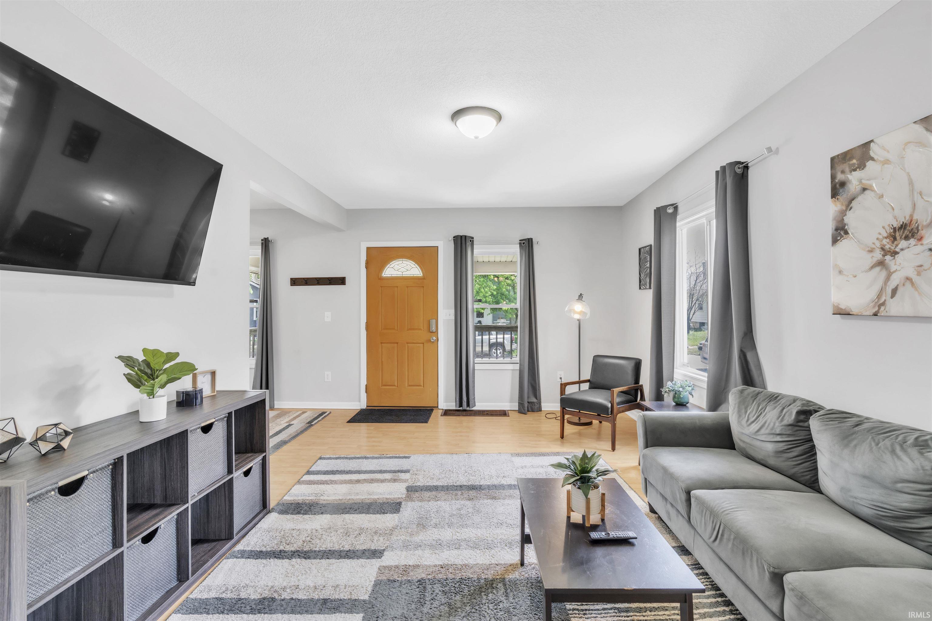Photo 2 of 2115 Andrew Street