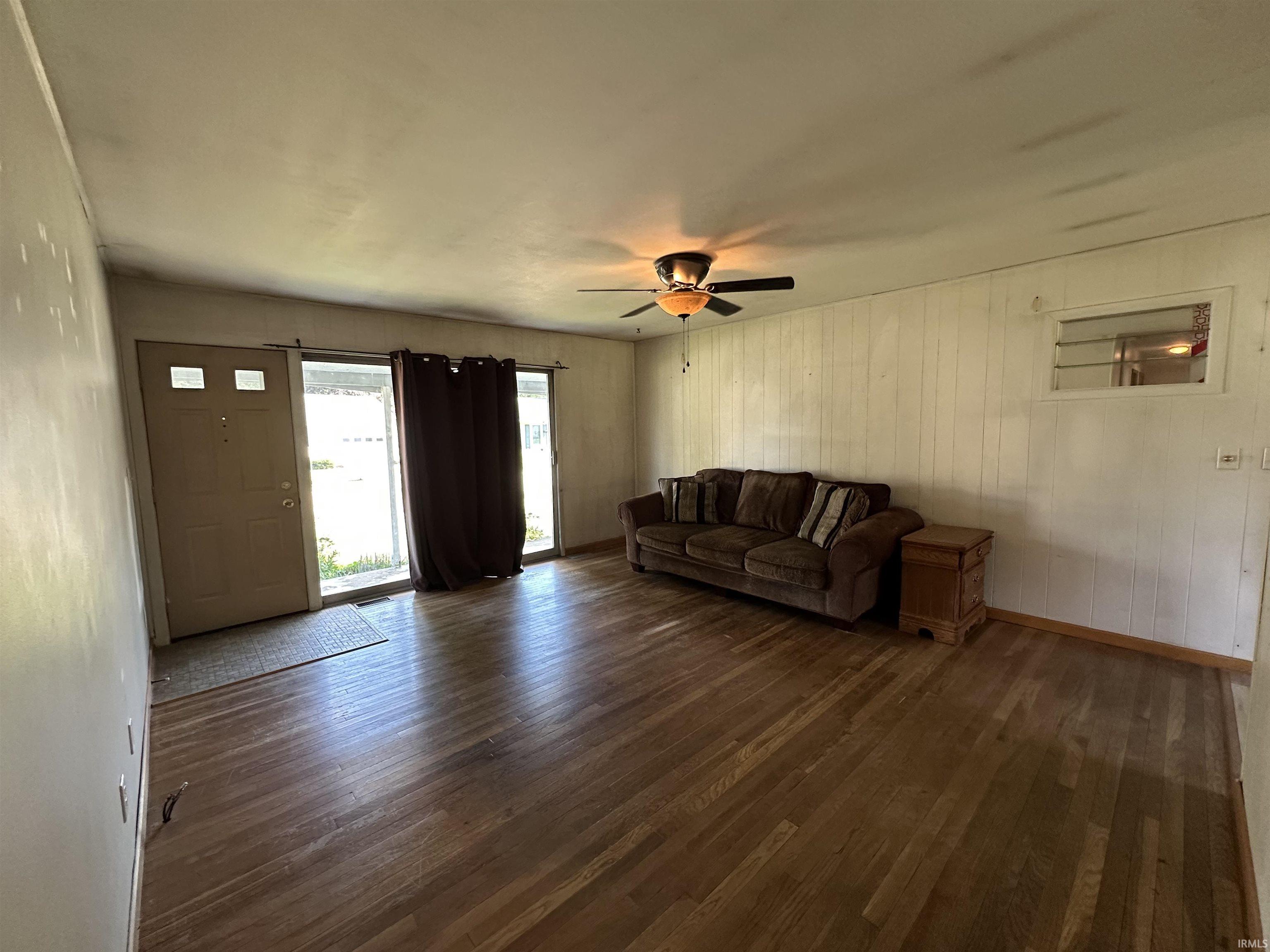 Homes for sale in Peru, IN | 512 Oak St, Peru, IN 46970 | MLS# 202525646