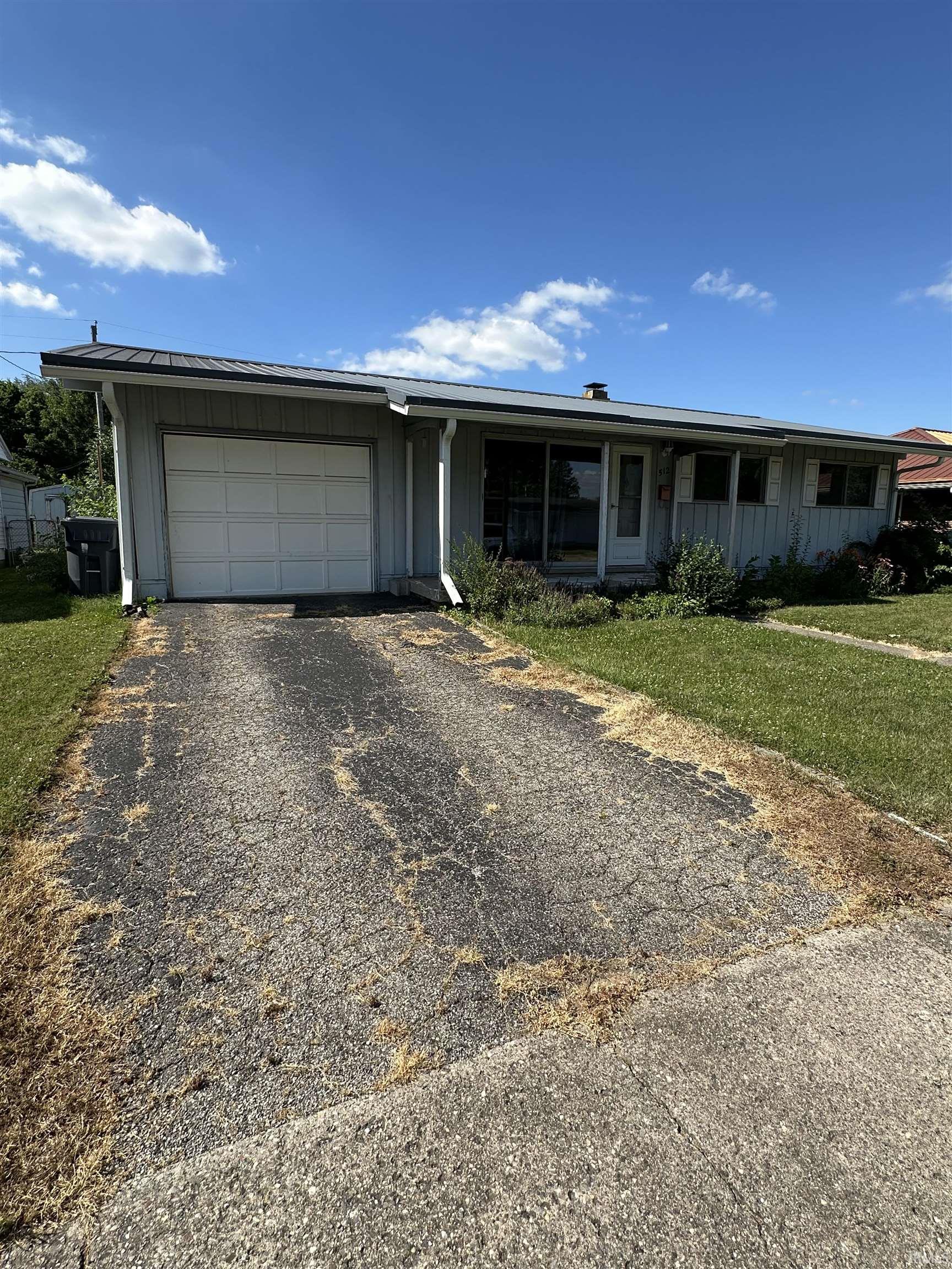 Homes for sale in Peru, IN | 512 Oak St, Peru, IN 46970 | MLS# 202525646