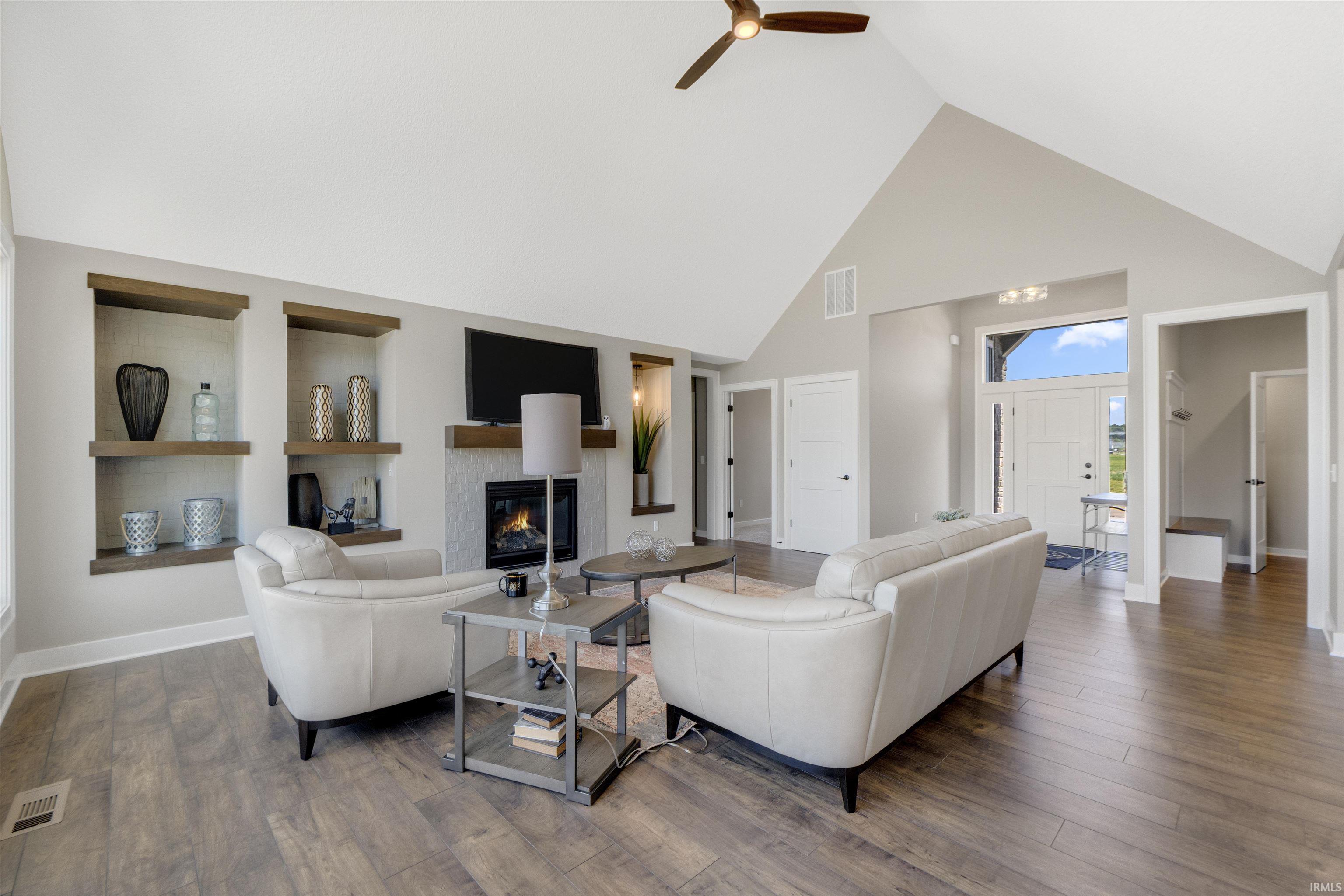 Photo 7 of 17645 Monza Pass