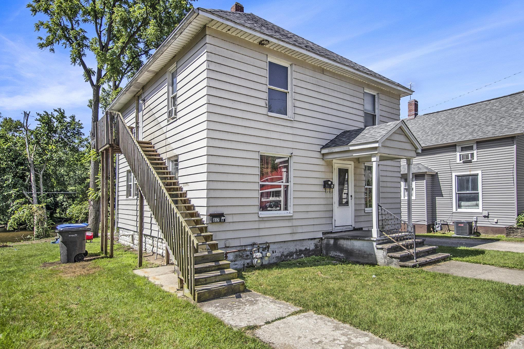 Photo 2 of 817 Middlebury Street