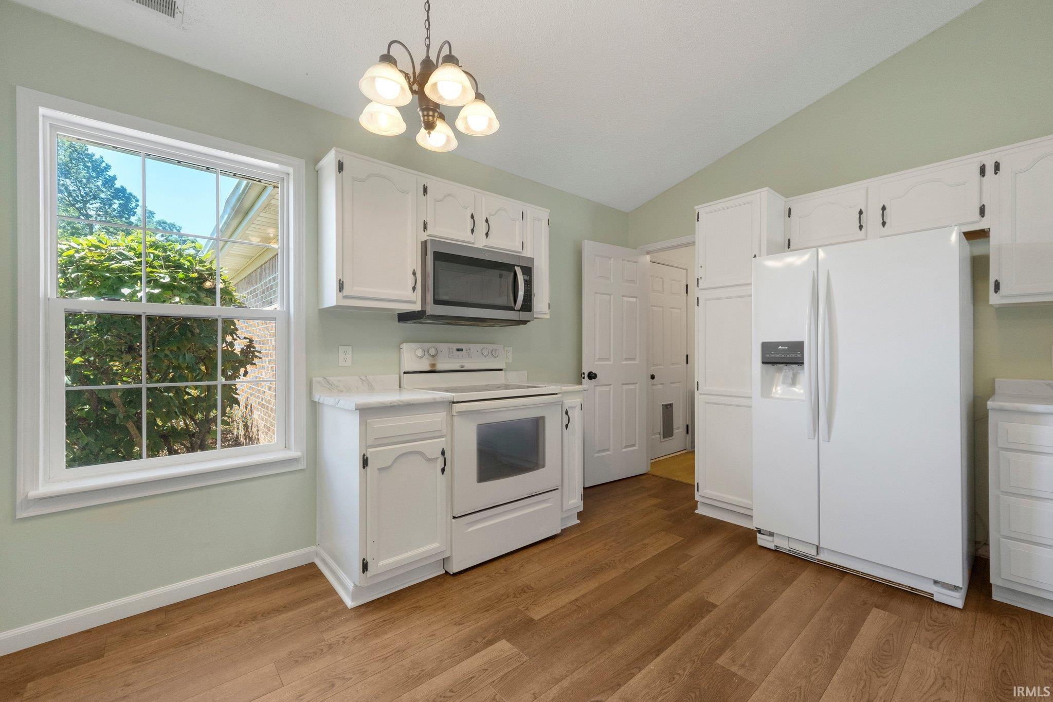 Photo 6 of 8109 Maple Valley Drive