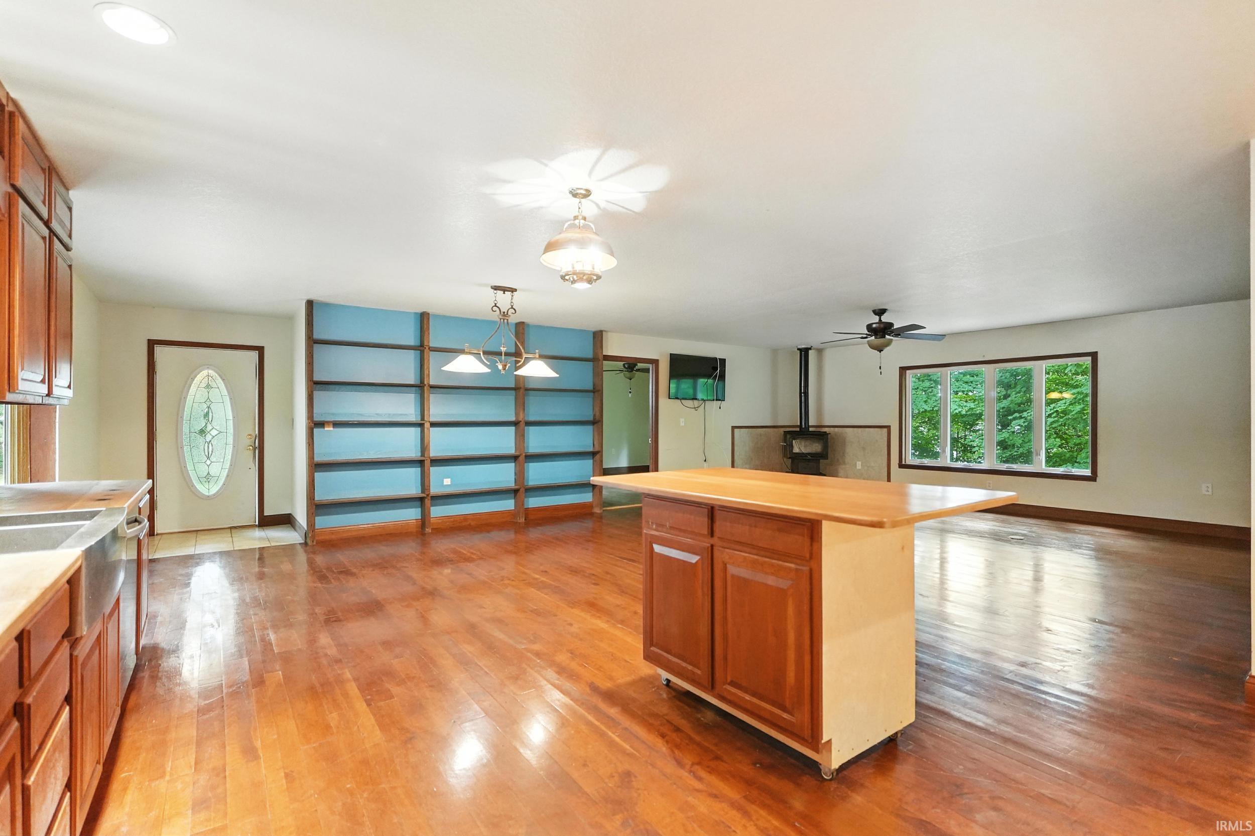 Photo 11 of 1080 North Shore Drive