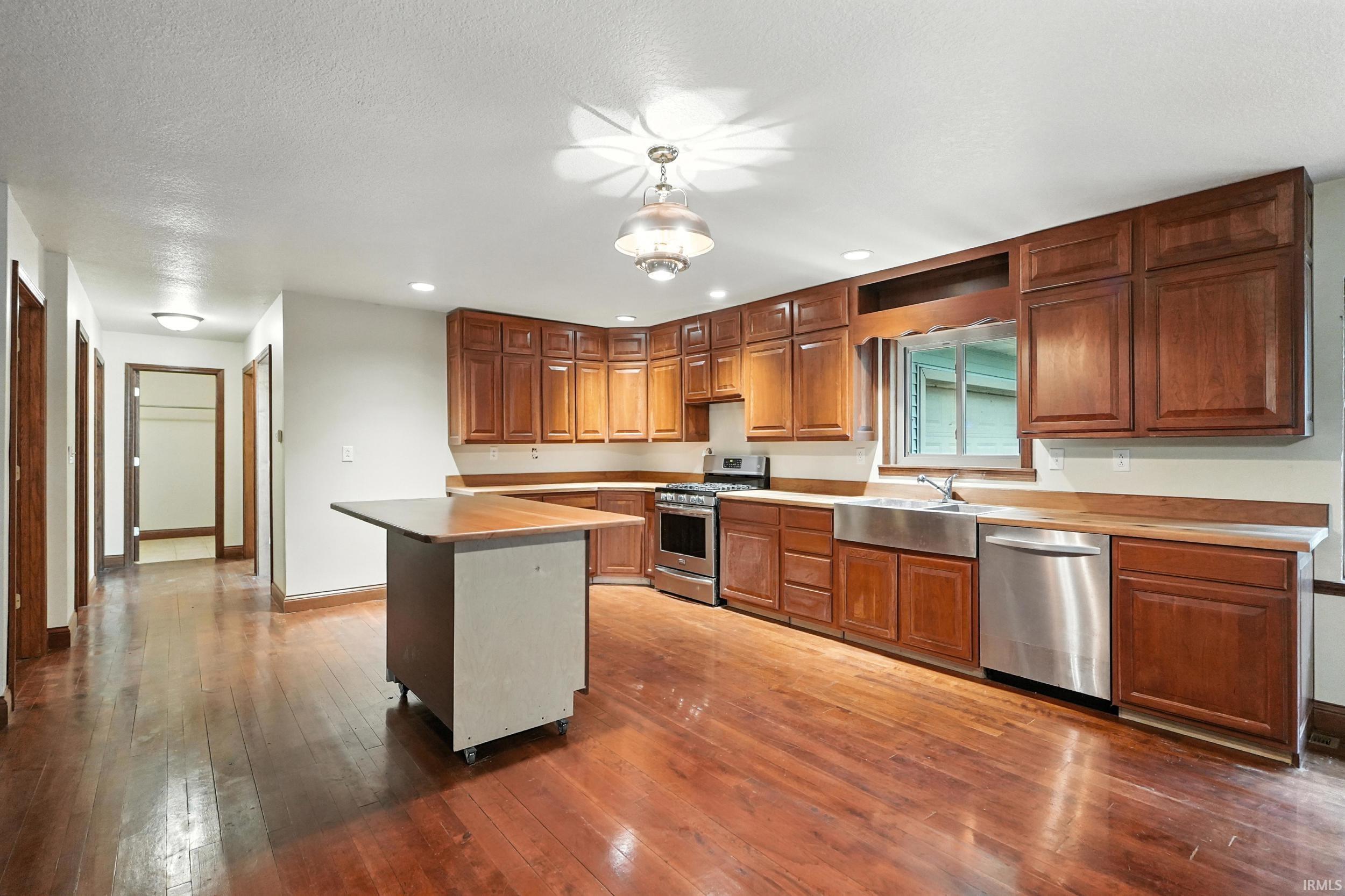Photo 13 of 1080 North Shore Drive