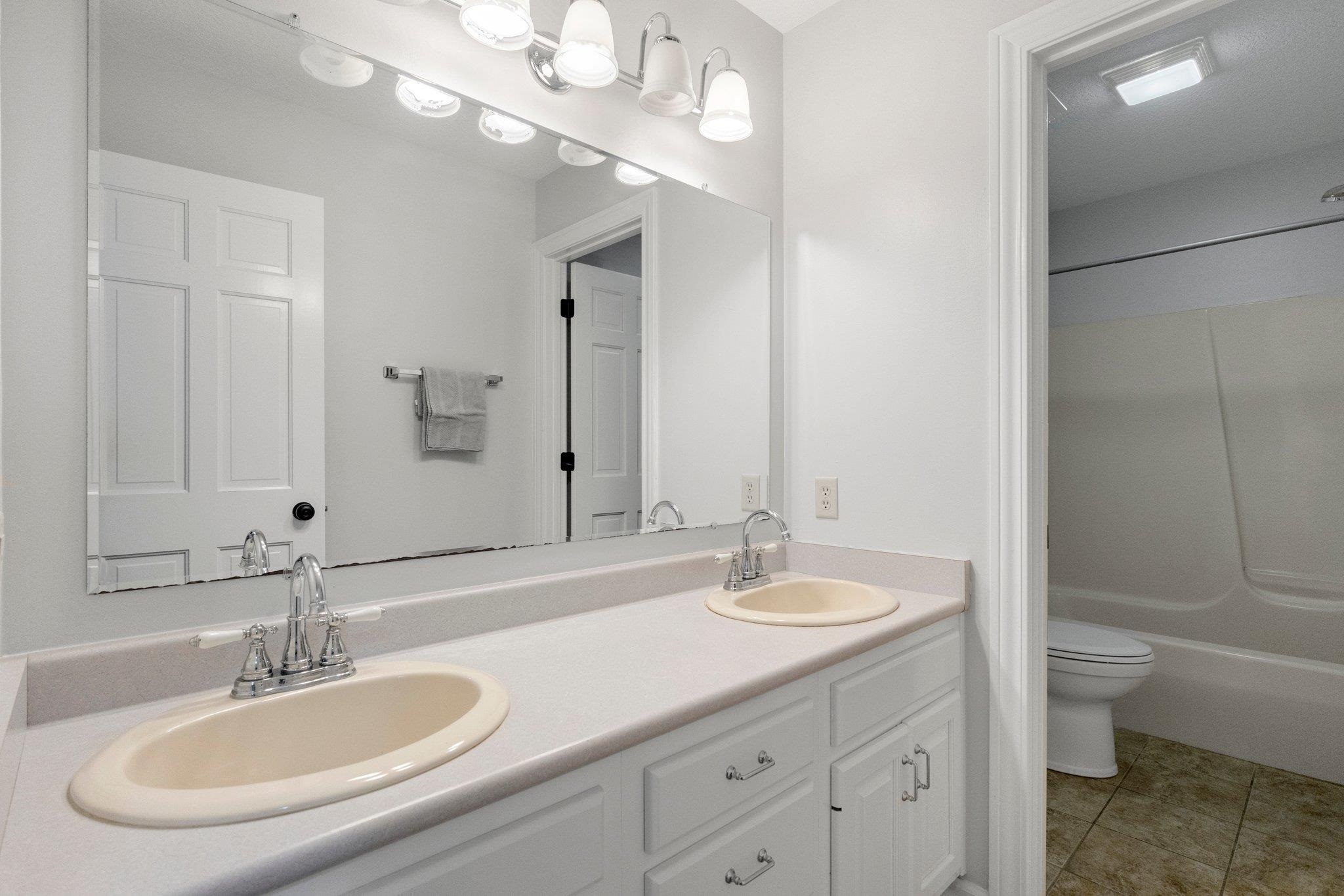 Photo 17 of 7415 Witling Boulevard