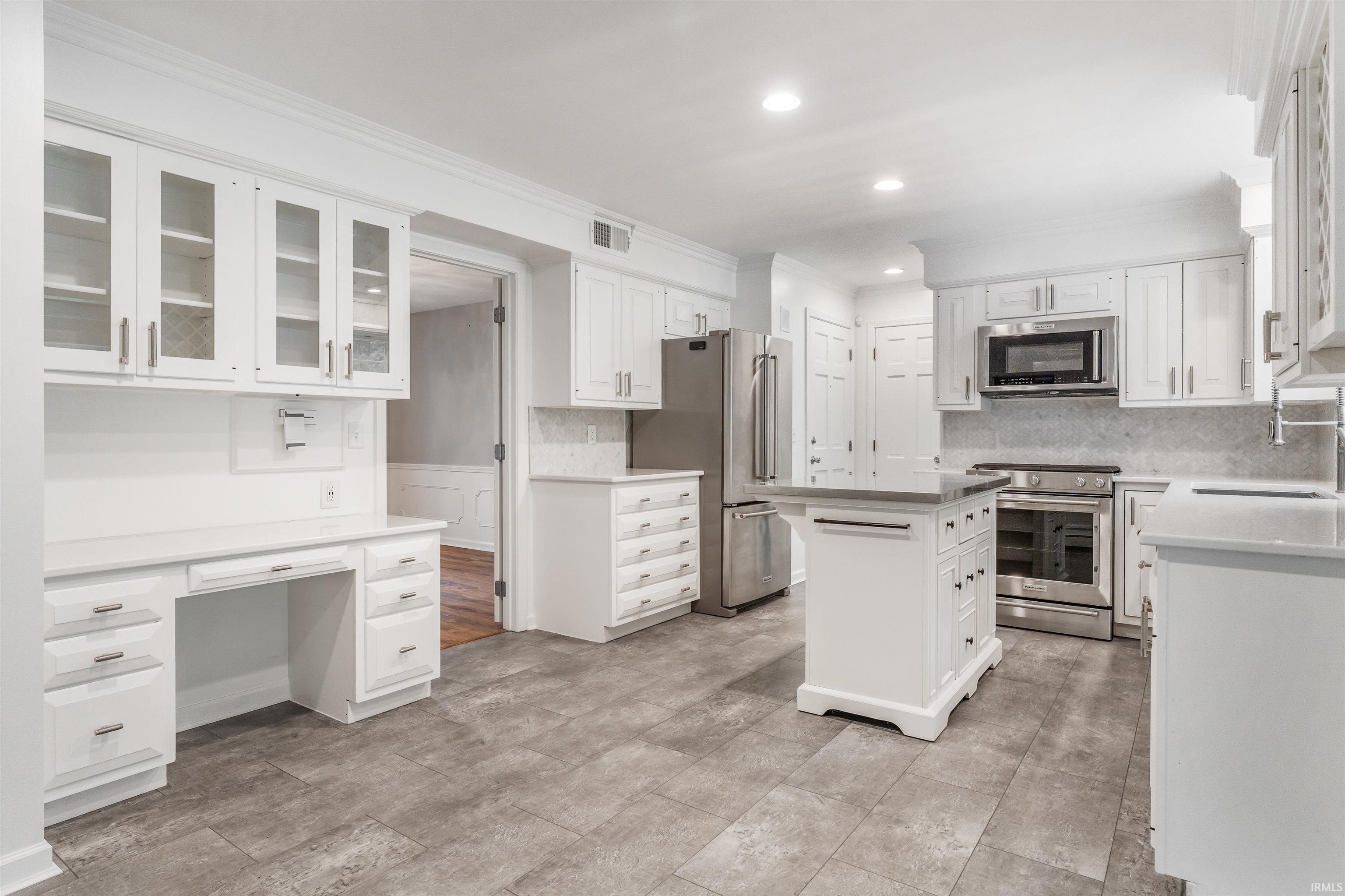 Photo 7 of 7106 Inverness Drive