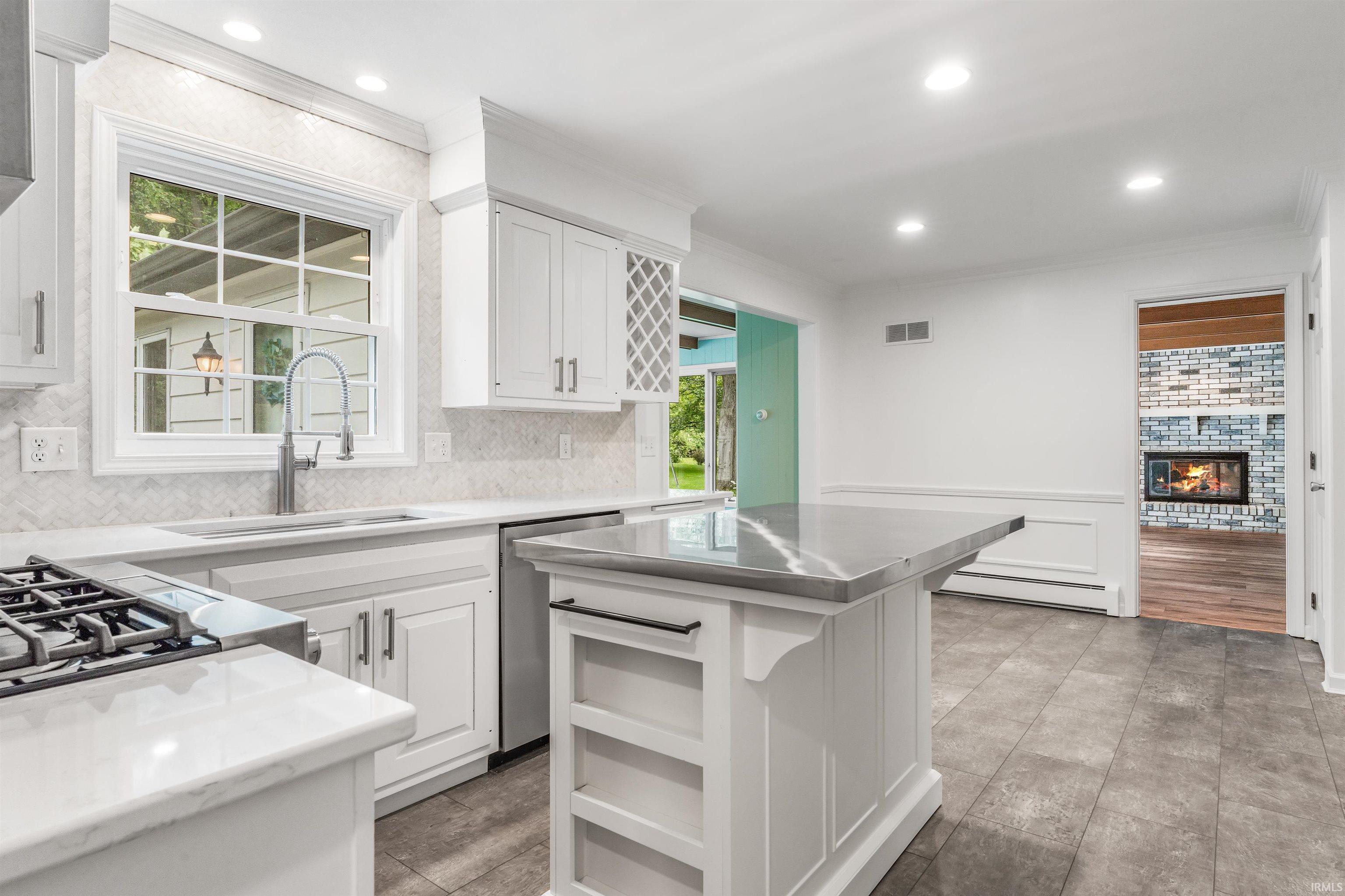 Photo 8 of 7106 Inverness Drive