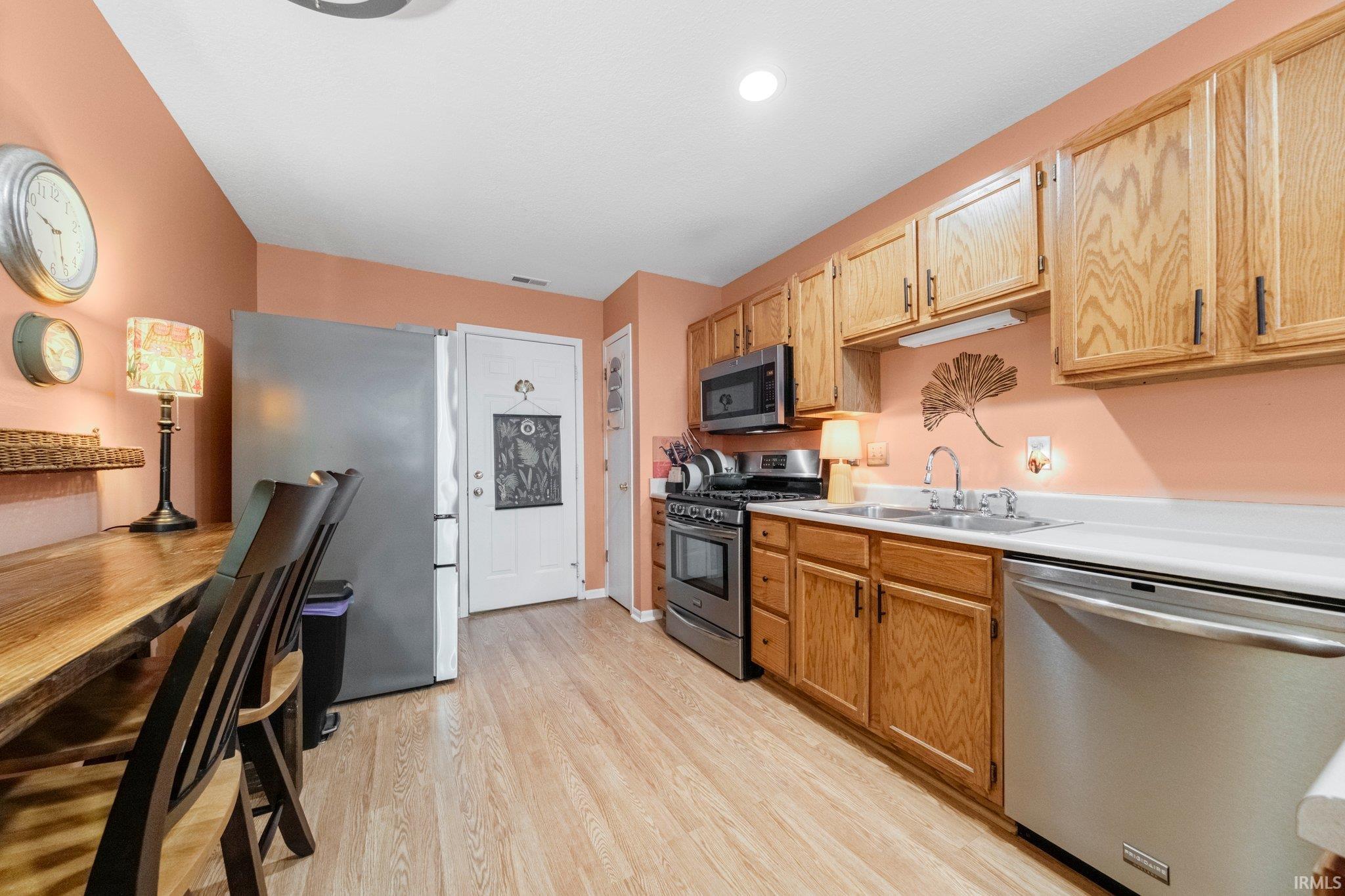 Photo 10 of 5108 Coventry Lane