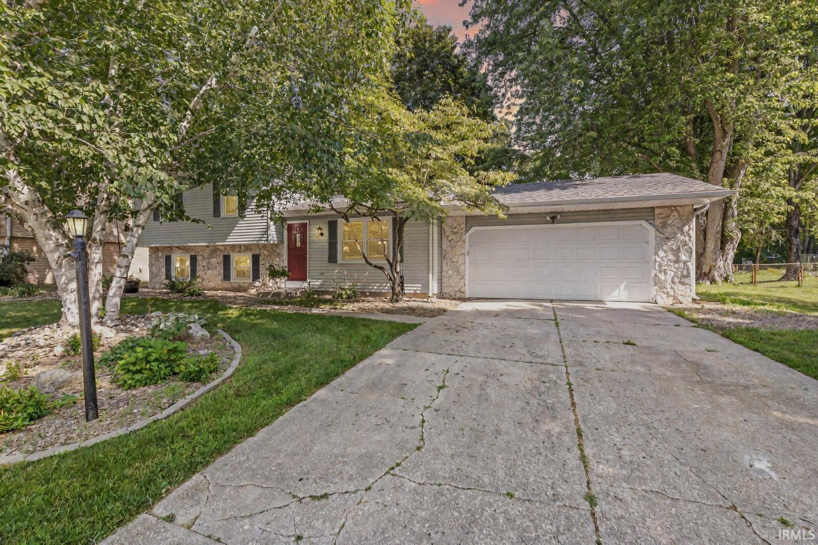 Photo 0 of 23433 Broadwood Drive