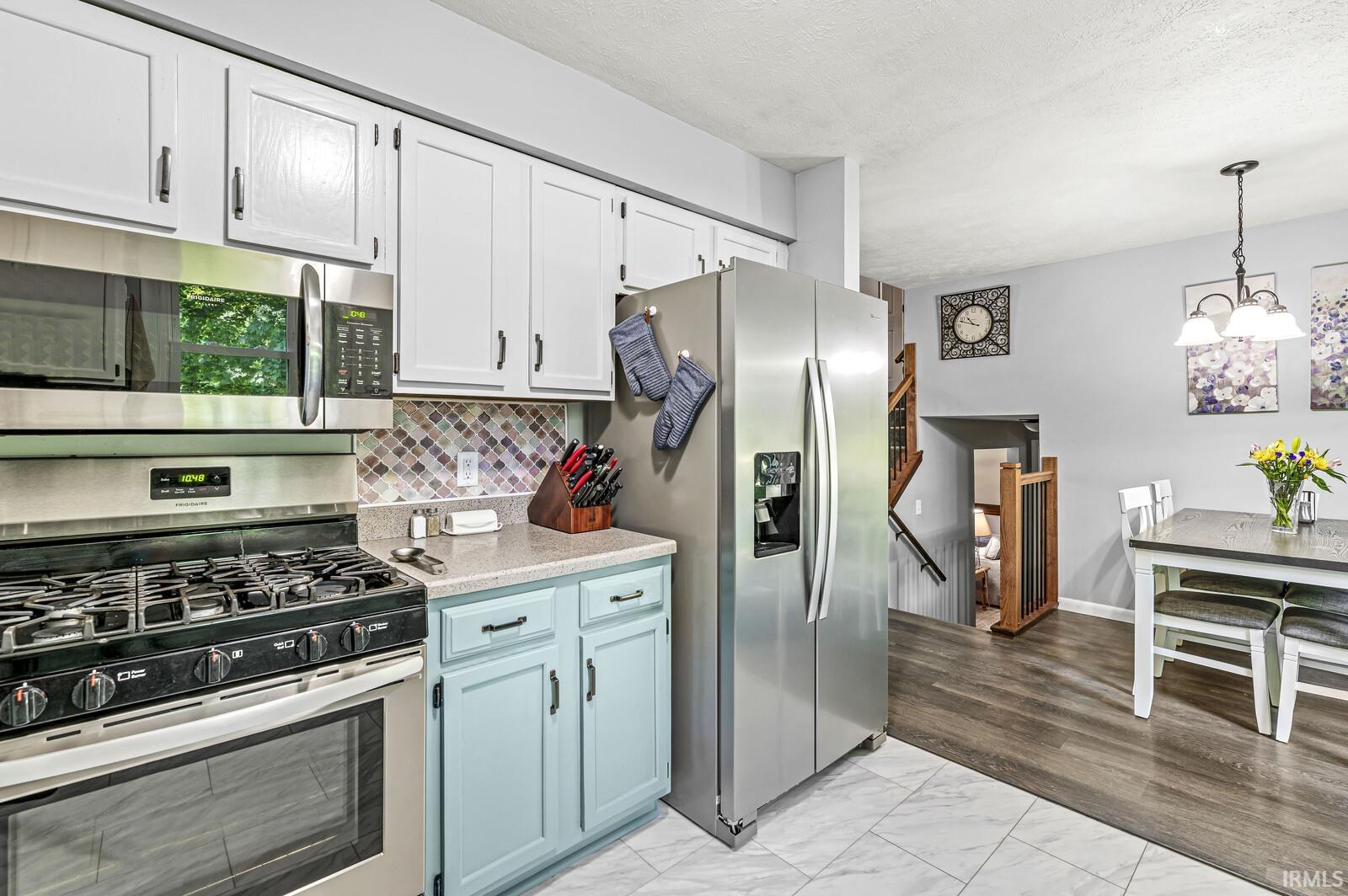 Photo 16 of 23433 Broadwood Drive