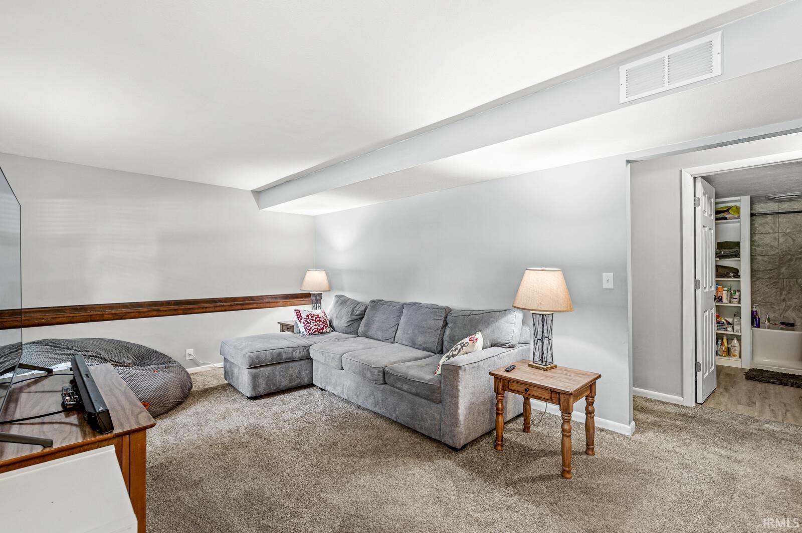 Photo 18 of 23433 Broadwood Drive