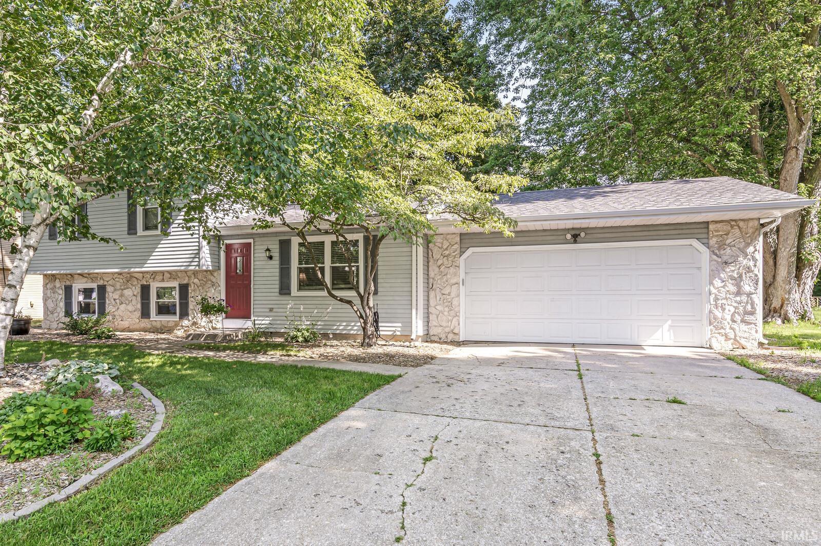 Photo 2 of 23433 Broadwood Drive