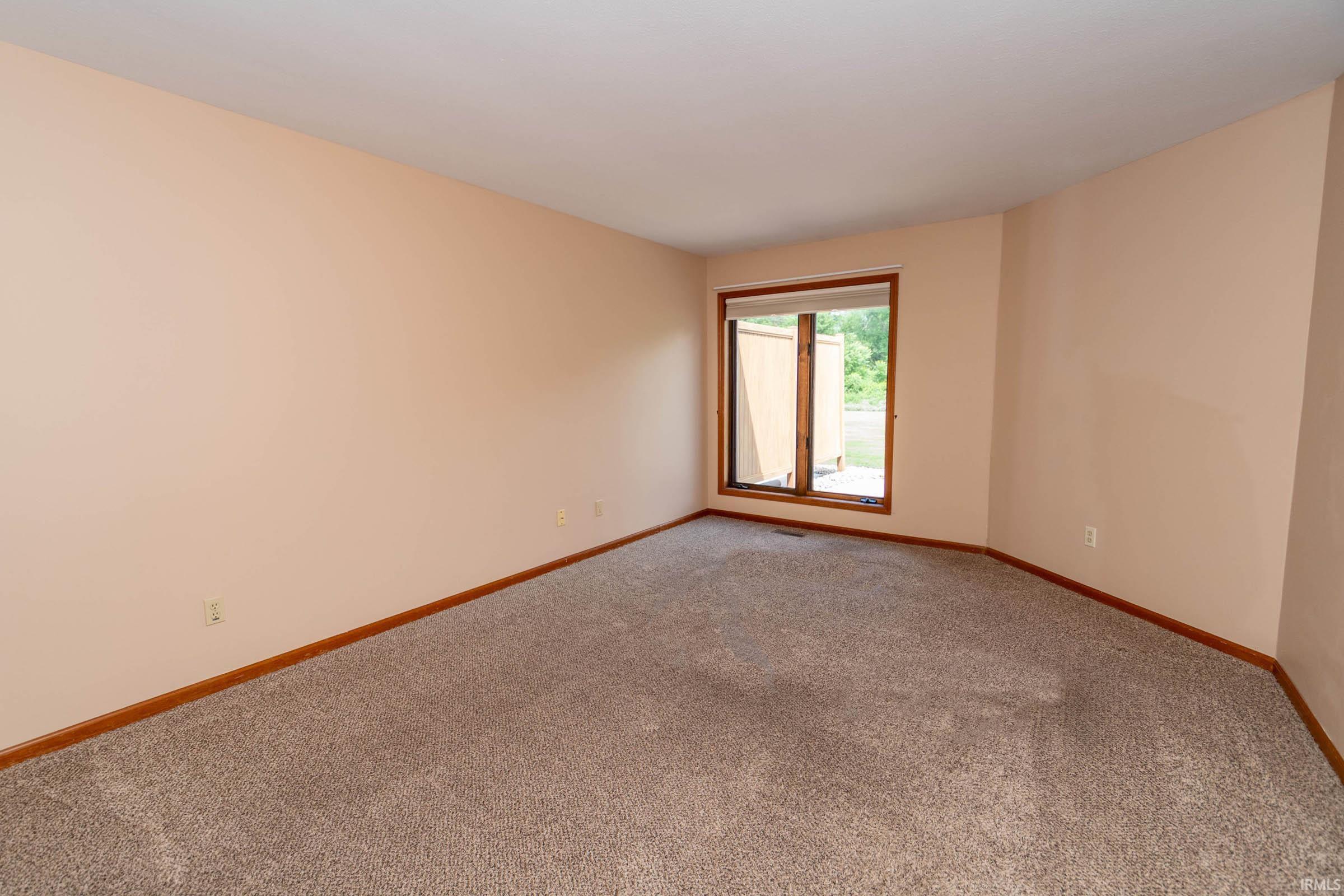 Photo 11 of 2814 Freda Dr.