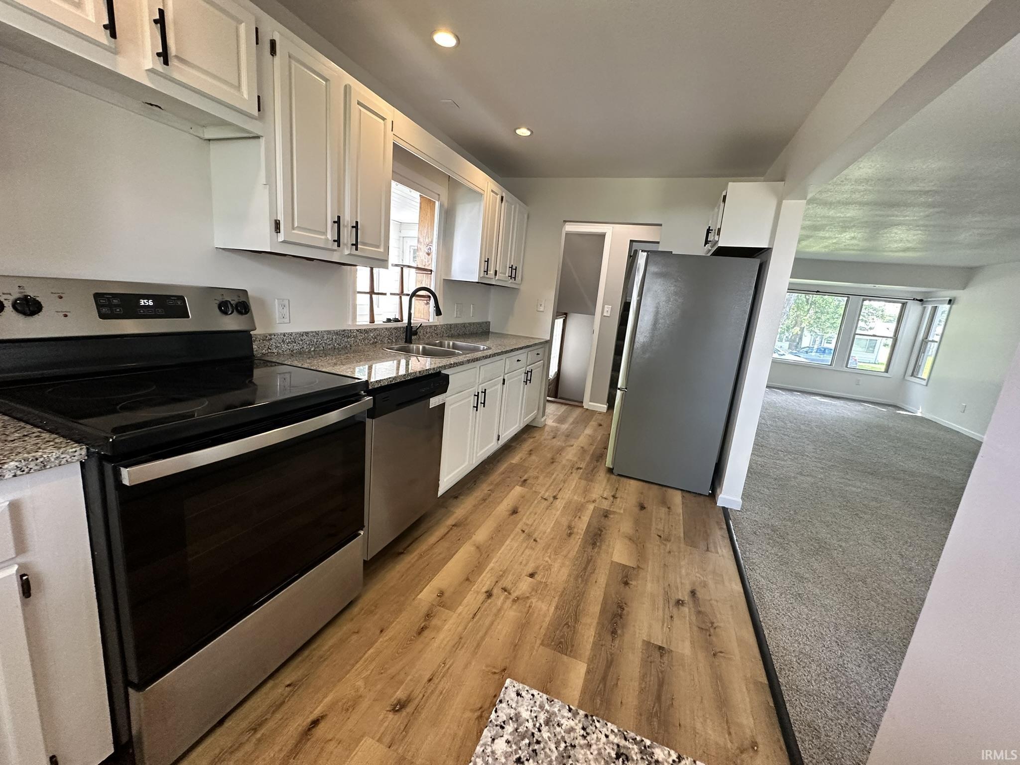 Photo 8 of 1405 Charles Street