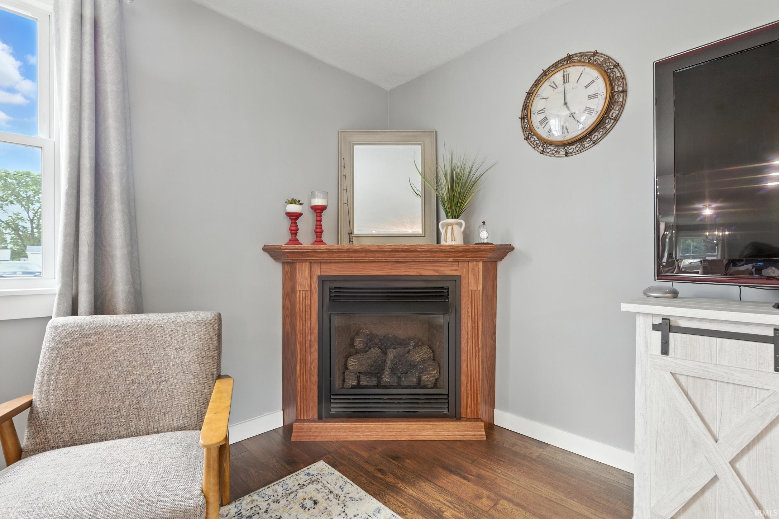 Photo 11 of 7621 W Forest Avenue