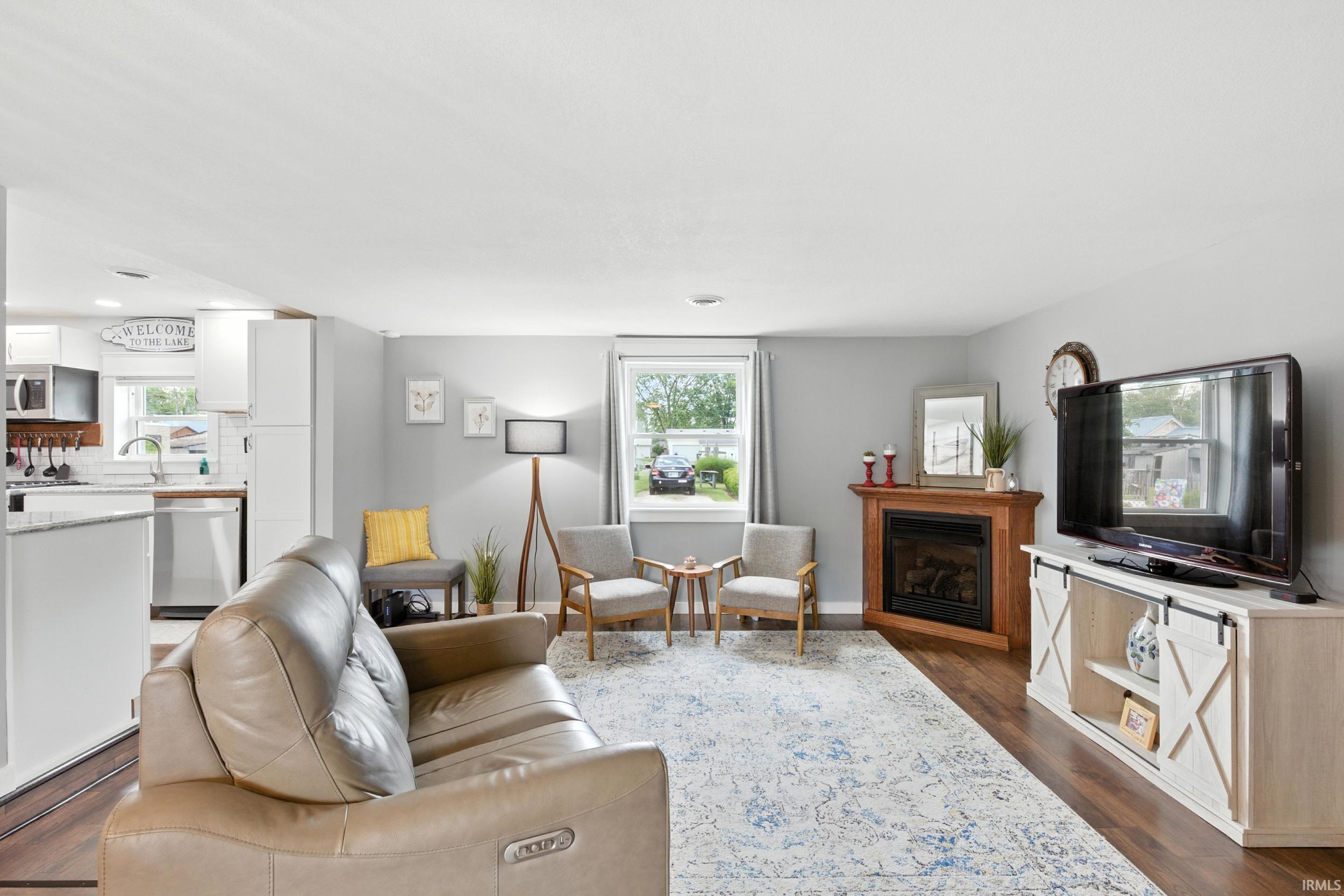 Photo 8 of 7621 W Forest Avenue