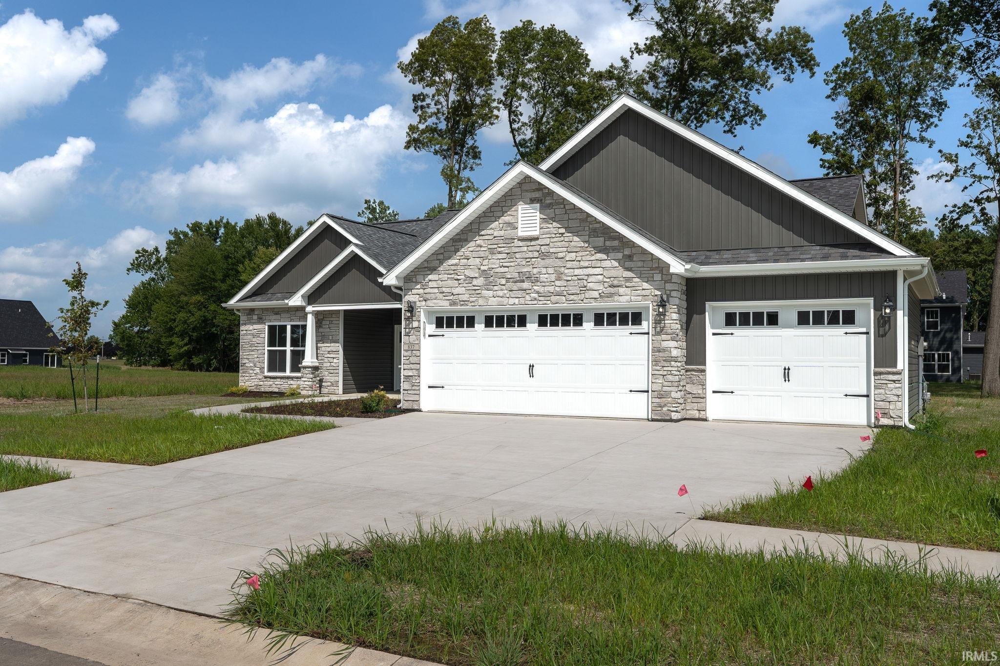 Homes for sale in Frankfort, IN | 837 S Hoke Ave, Frankfort, IN 46041 | MLS# 202525842