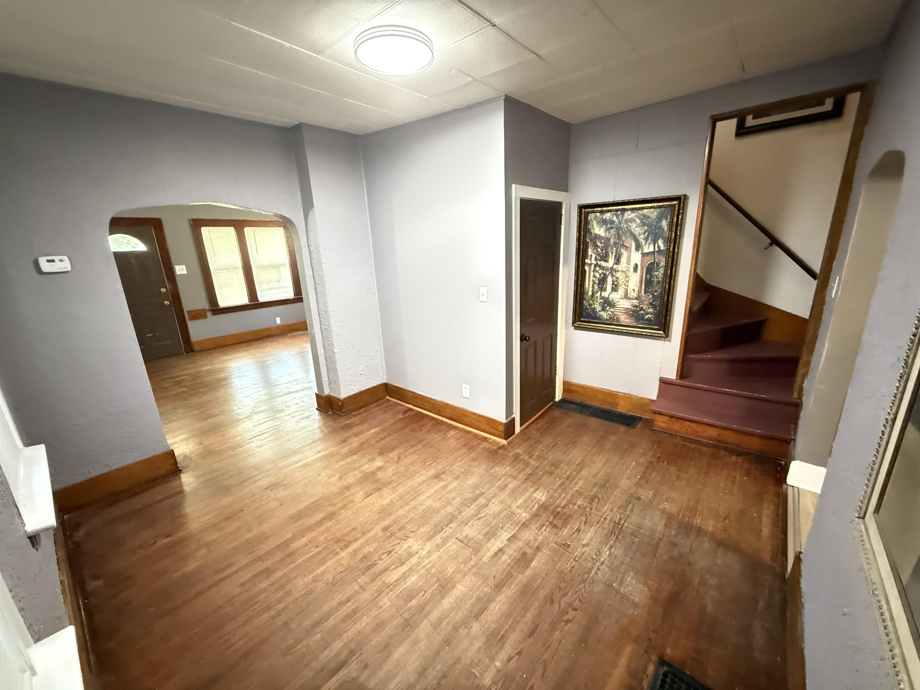 Photo 10 of 332 W Creighton Avenue