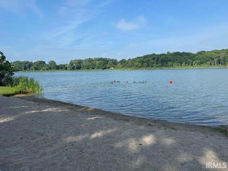 Homes for sale in Albion, IN | 368 N Oakwood Dr, Albion, IN 46701 | MLS# 202525885