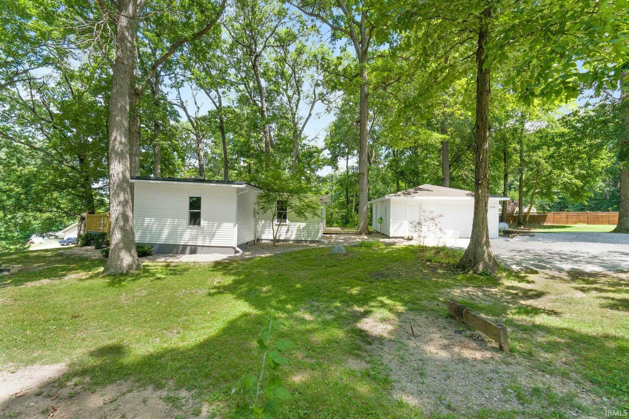 Photo 3 of 368 N Oakwood Drive