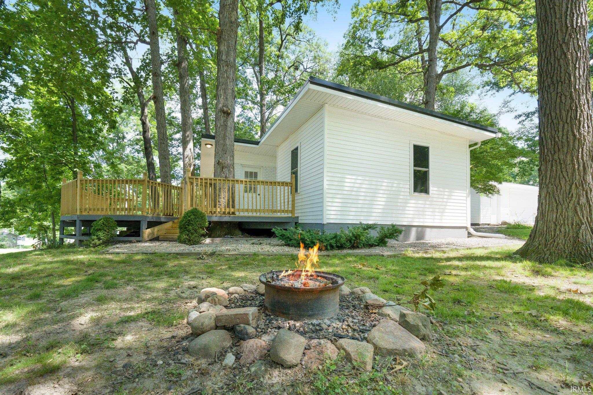 Photo 4 of 368 N Oakwood Drive