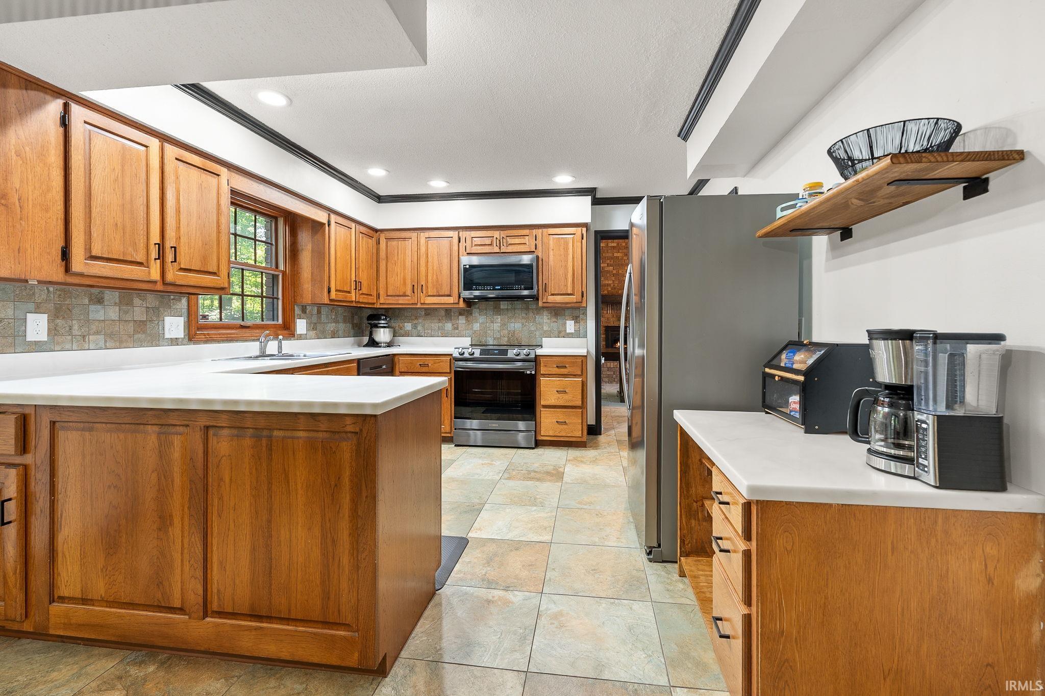Photo 13 of 832 Rollingwood Lane