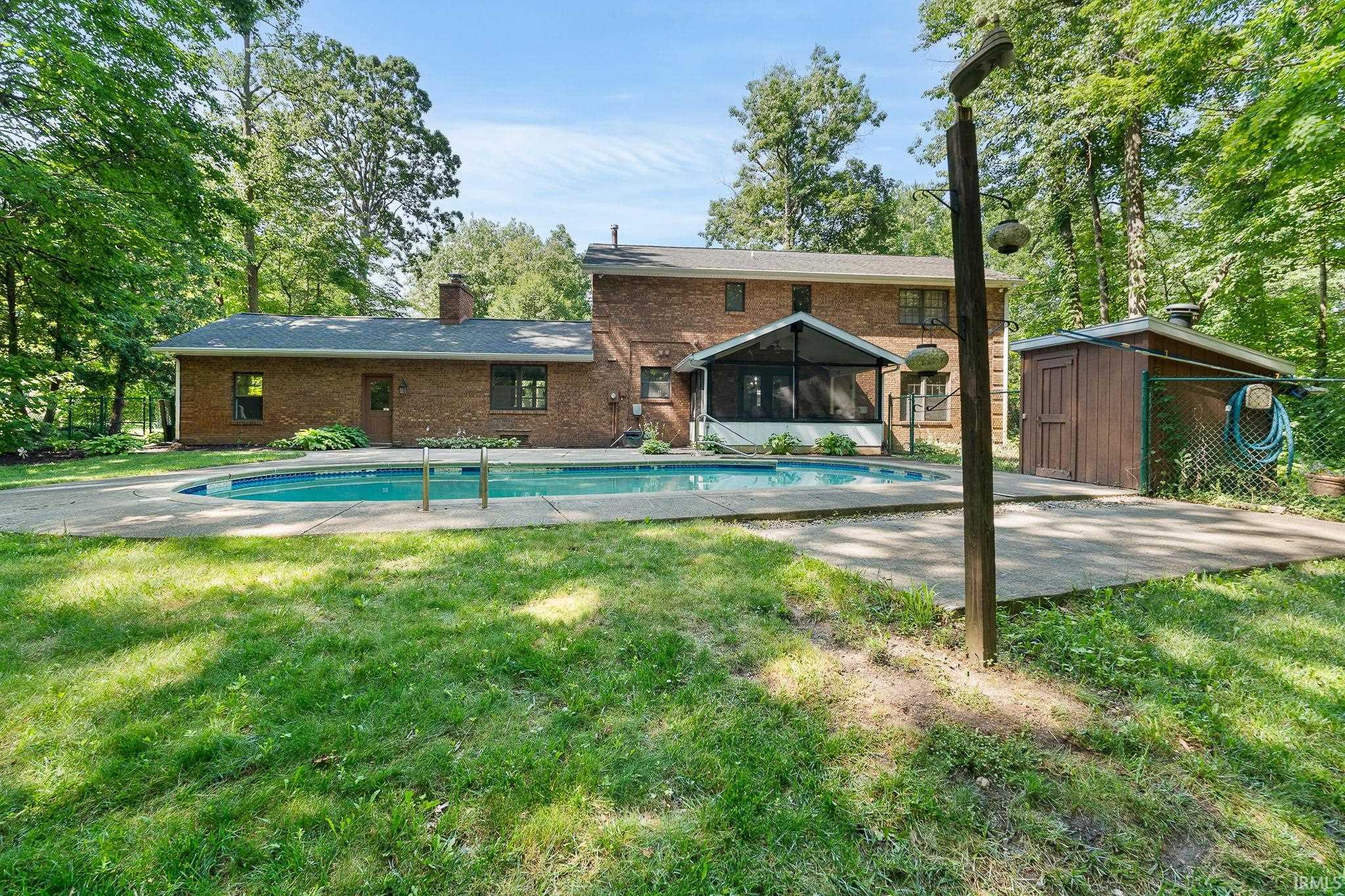 Photo 33 of 832 Rollingwood Lane