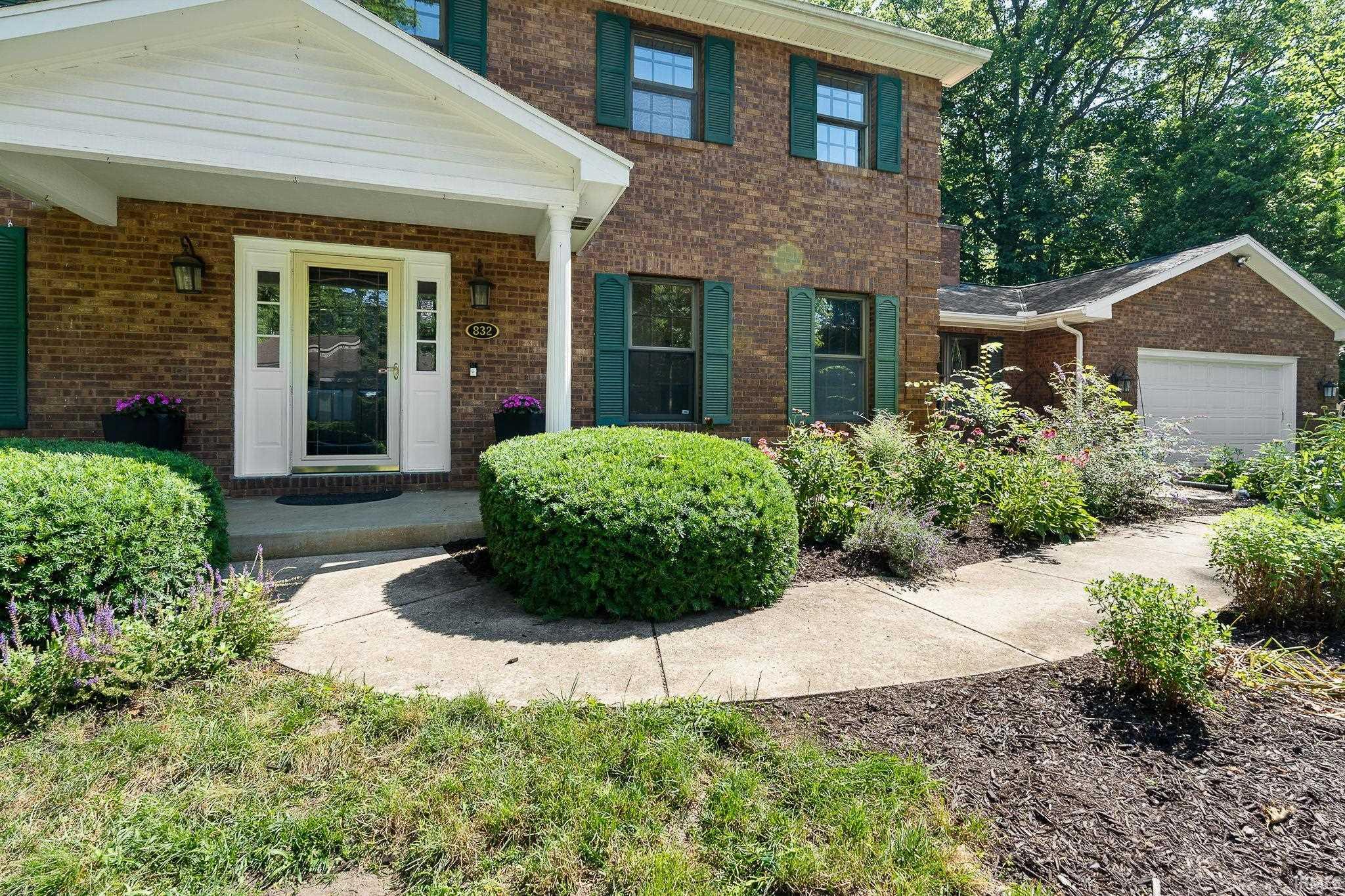 Photo 4 of 832 Rollingwood Lane