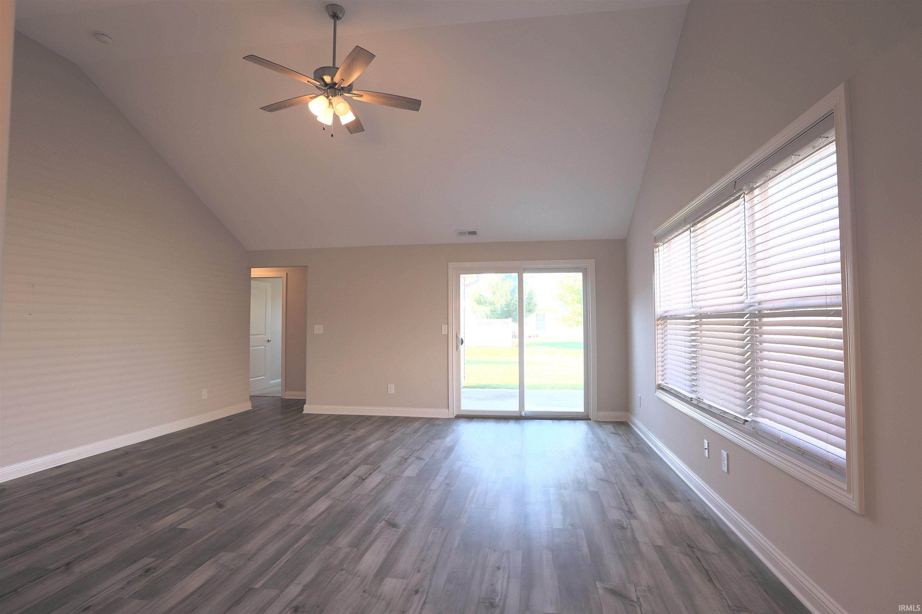 Photo 13 of 425 Crown Hill Drive
