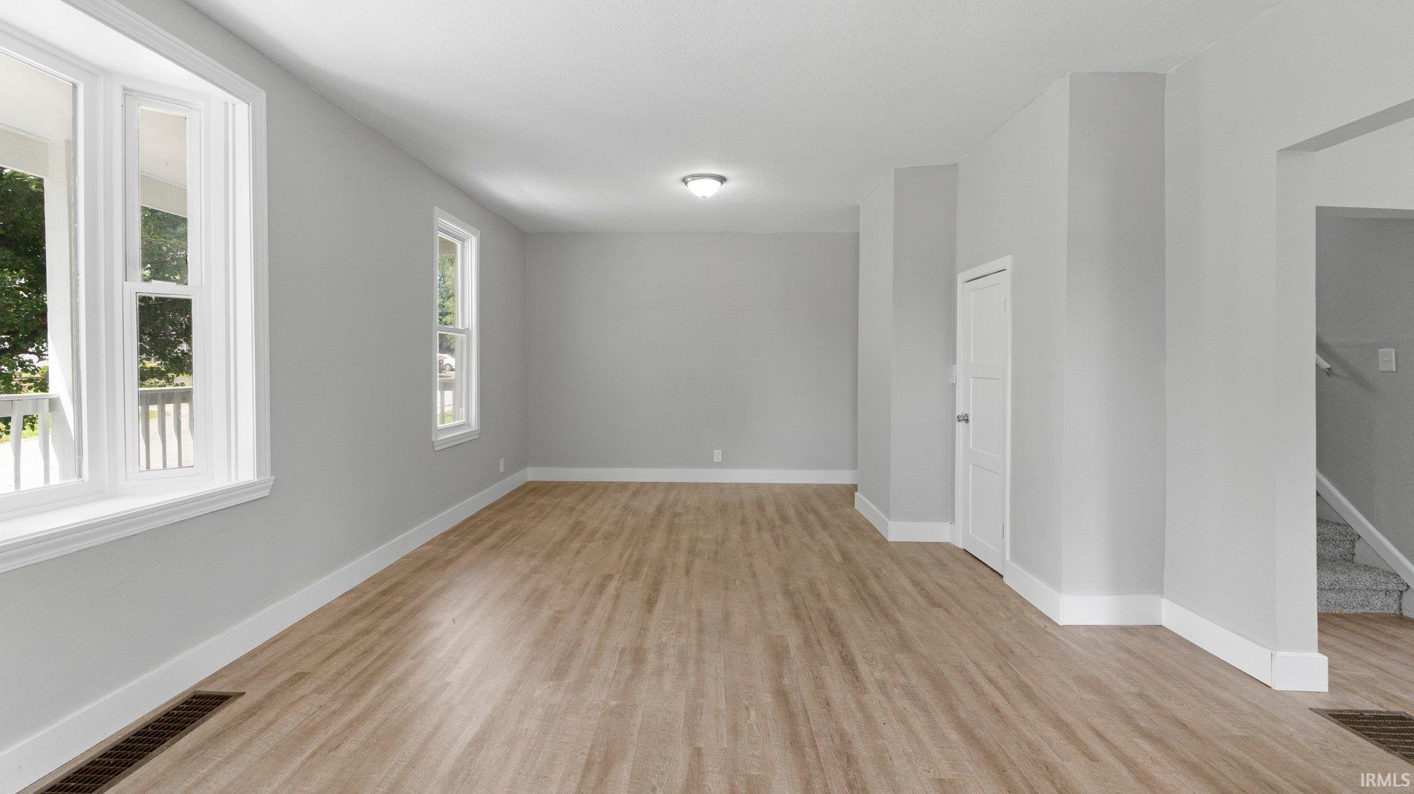 Photo 6 of 634 Russel Avenue