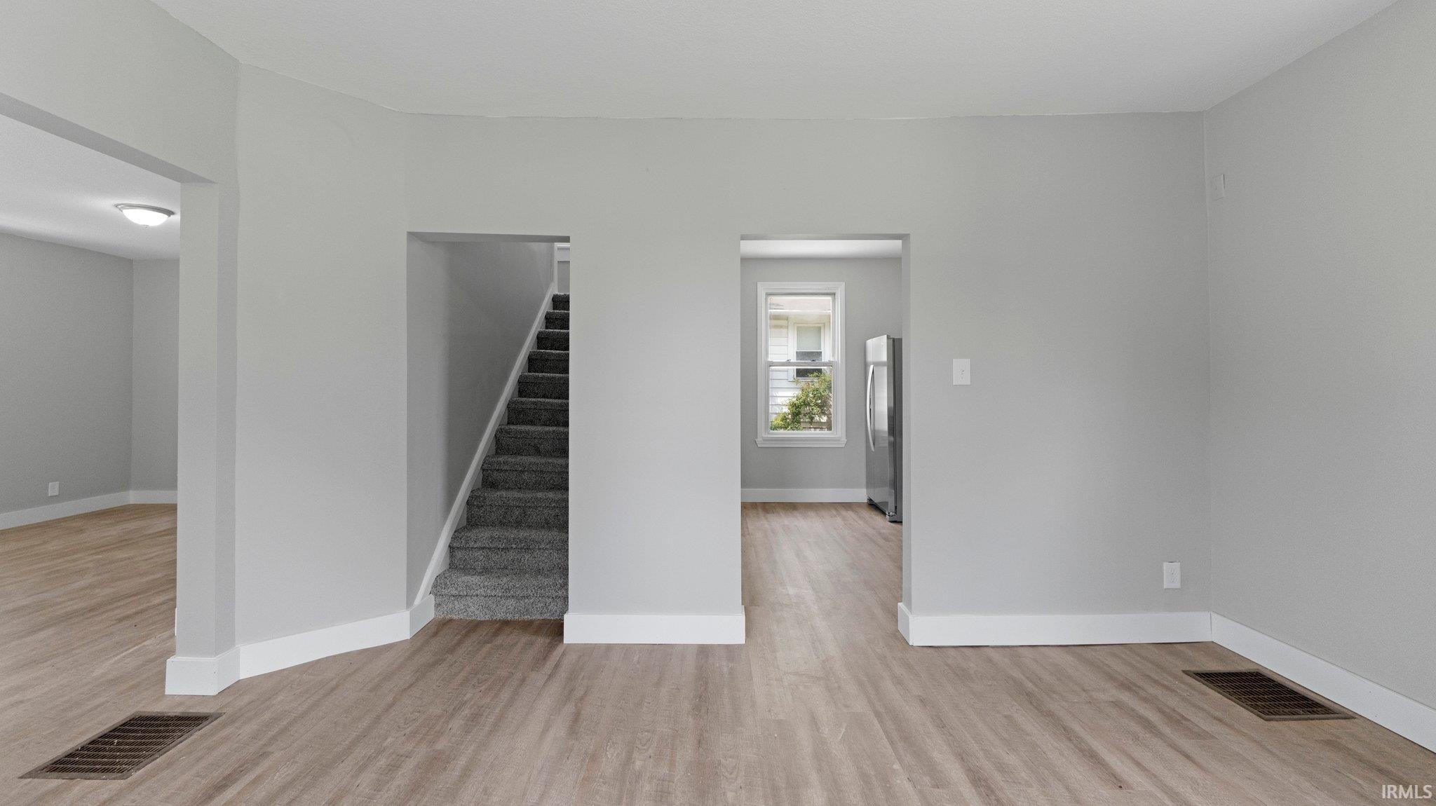 Photo 8 of 634 Russel Avenue