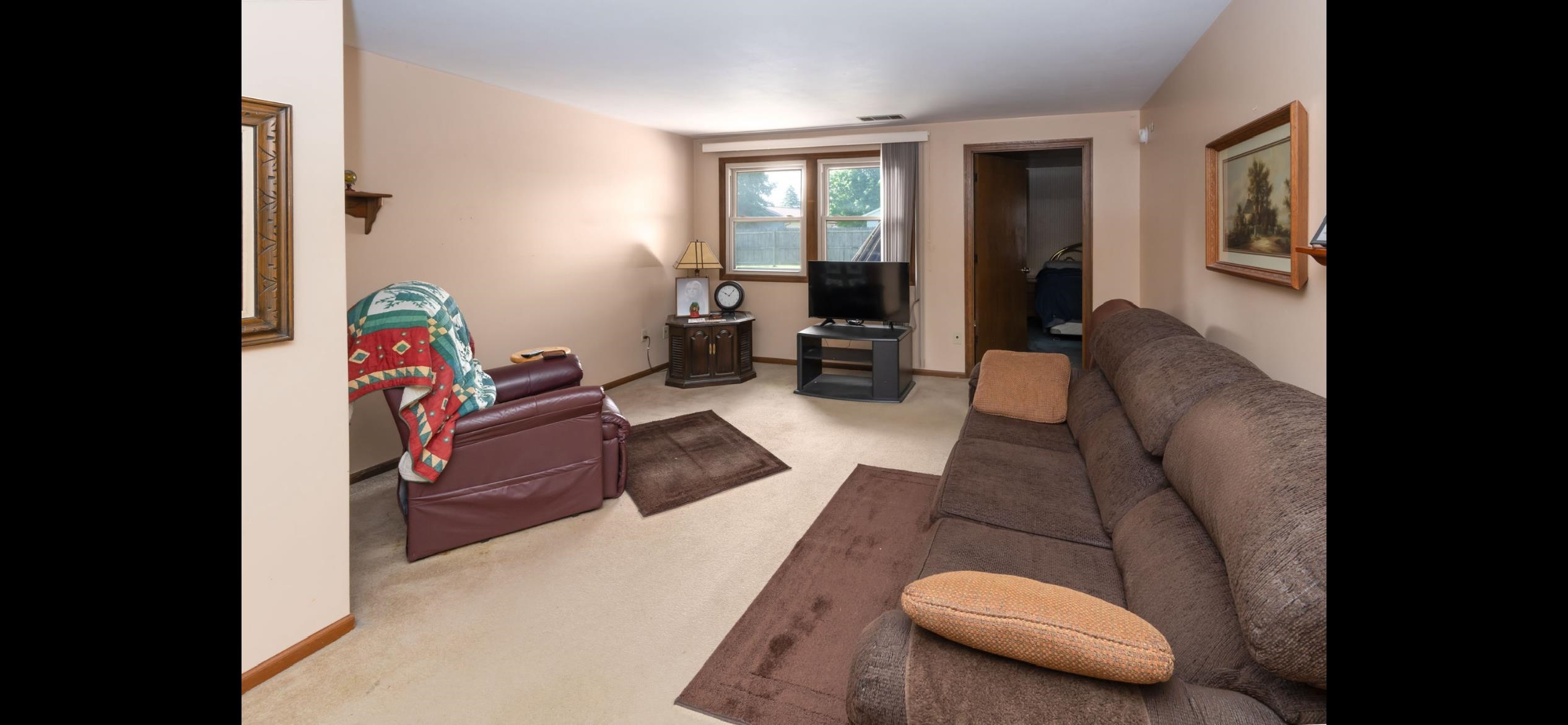 Photo 5 of 8722 Glenrock Drive