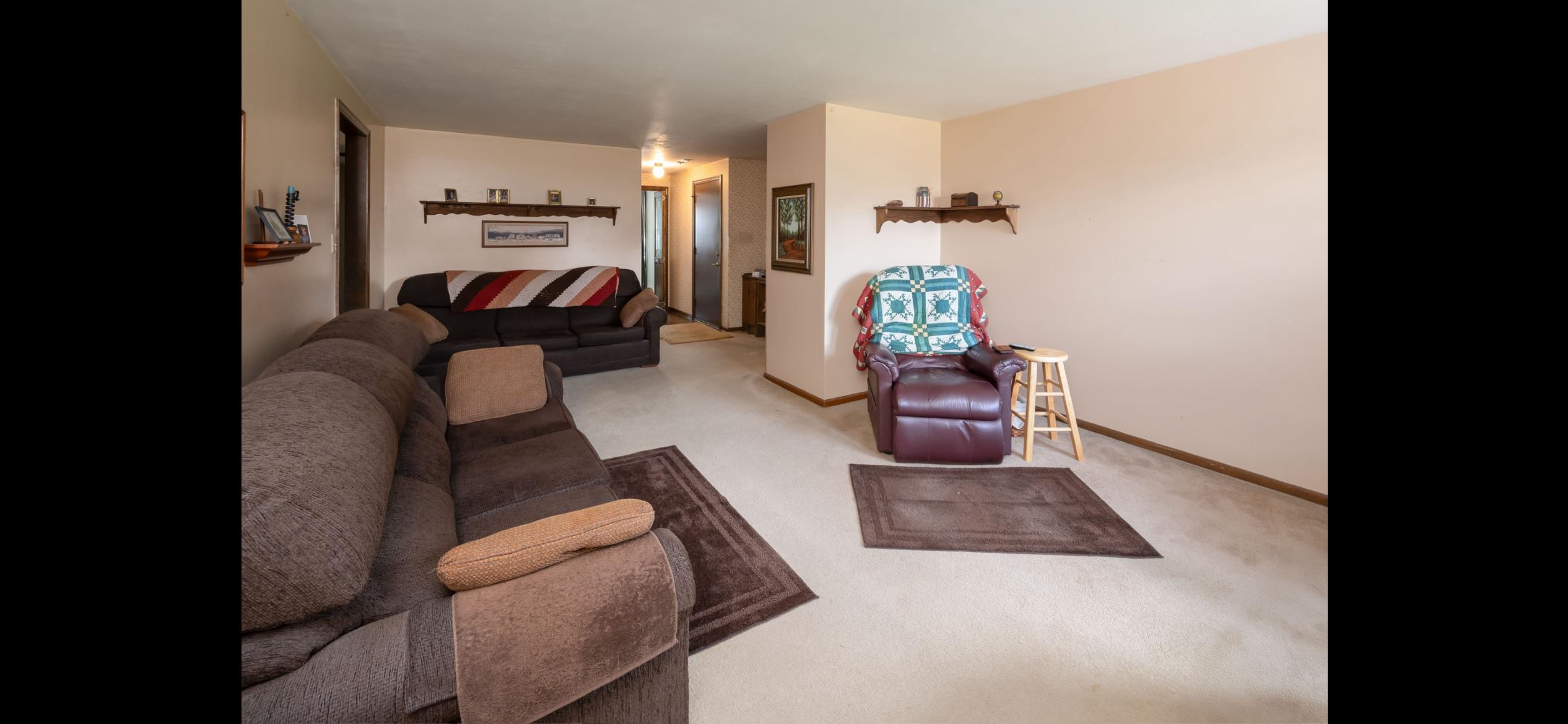 Photo 6 of 8722 Glenrock Drive