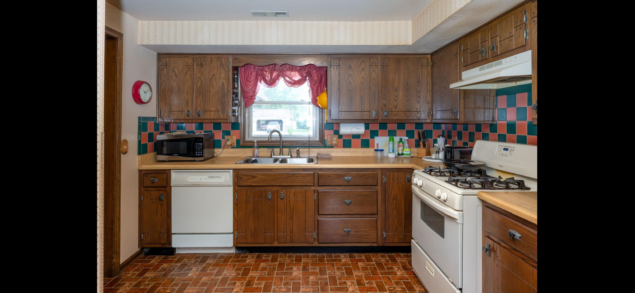Photo 8 of 8722 Glenrock Drive