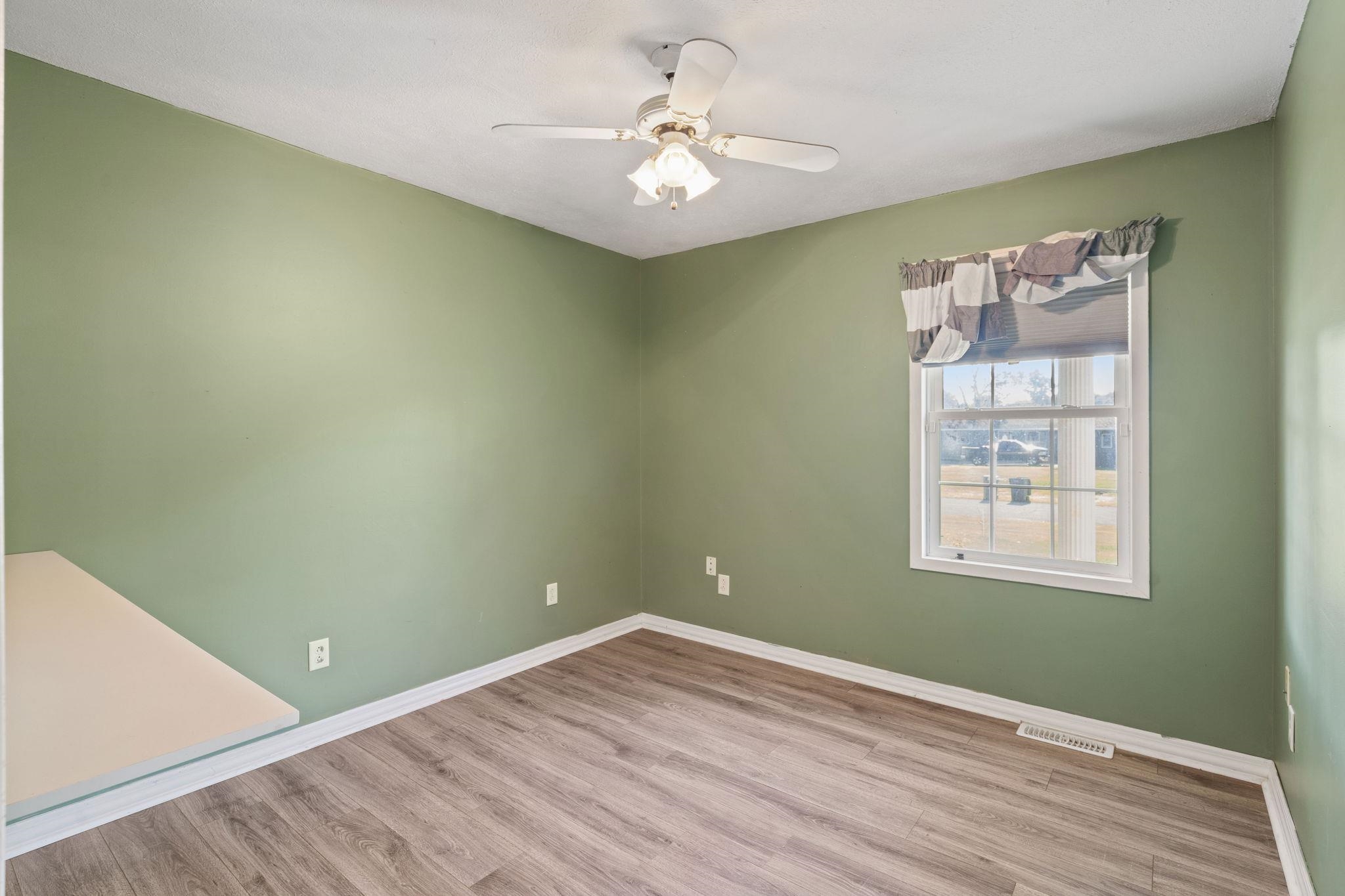 Photo 13 of 604 Austin Drive