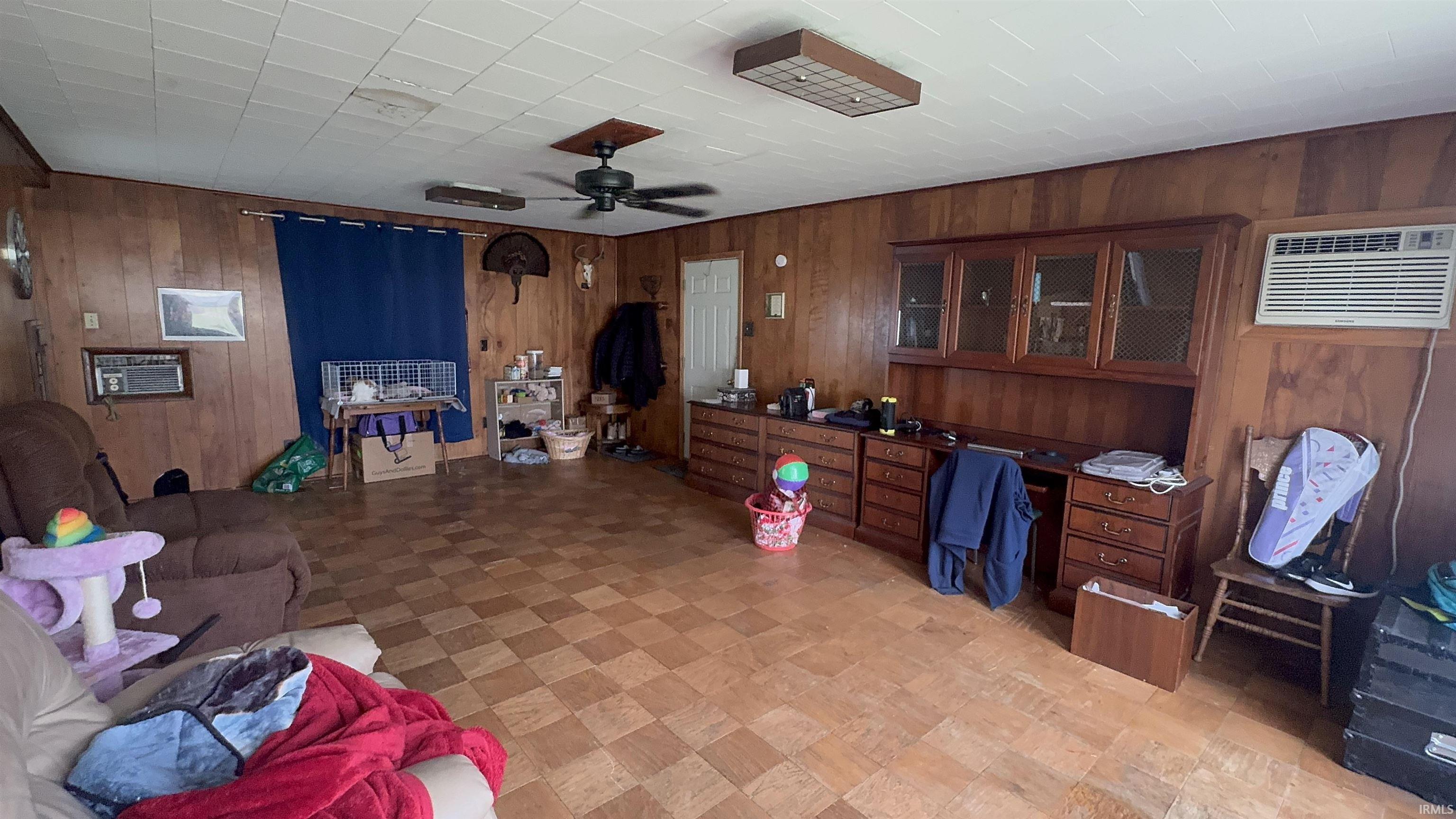 Photo 1 of 425 E townley Street