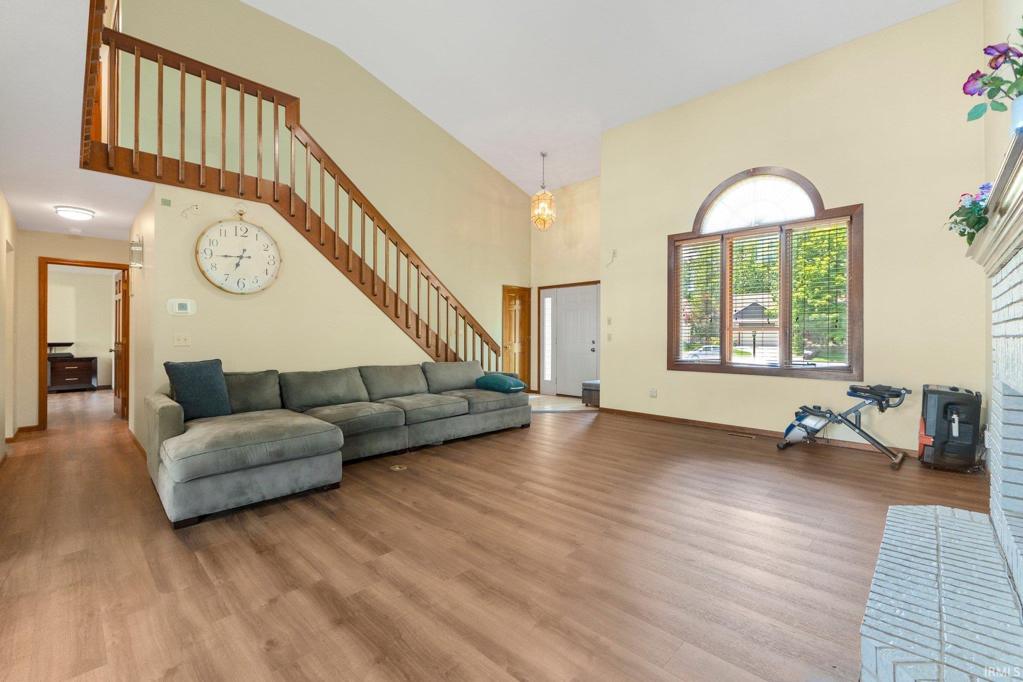 Photo 4 of 9028 Hickory Knoll Boulevard